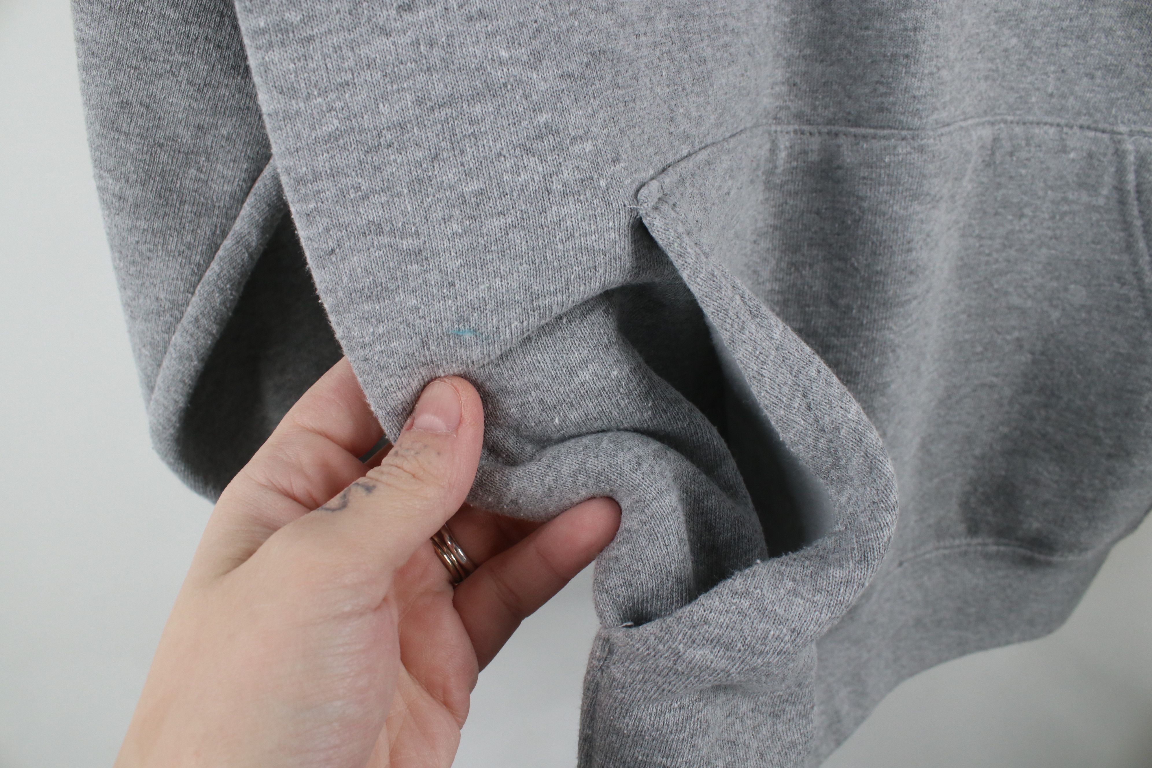 Vintage Vintage 90s General Motors UAW Hoodie Sweatshirt Gray USA Size US S / EU 44-46 / 1 - 9 Thumbnail