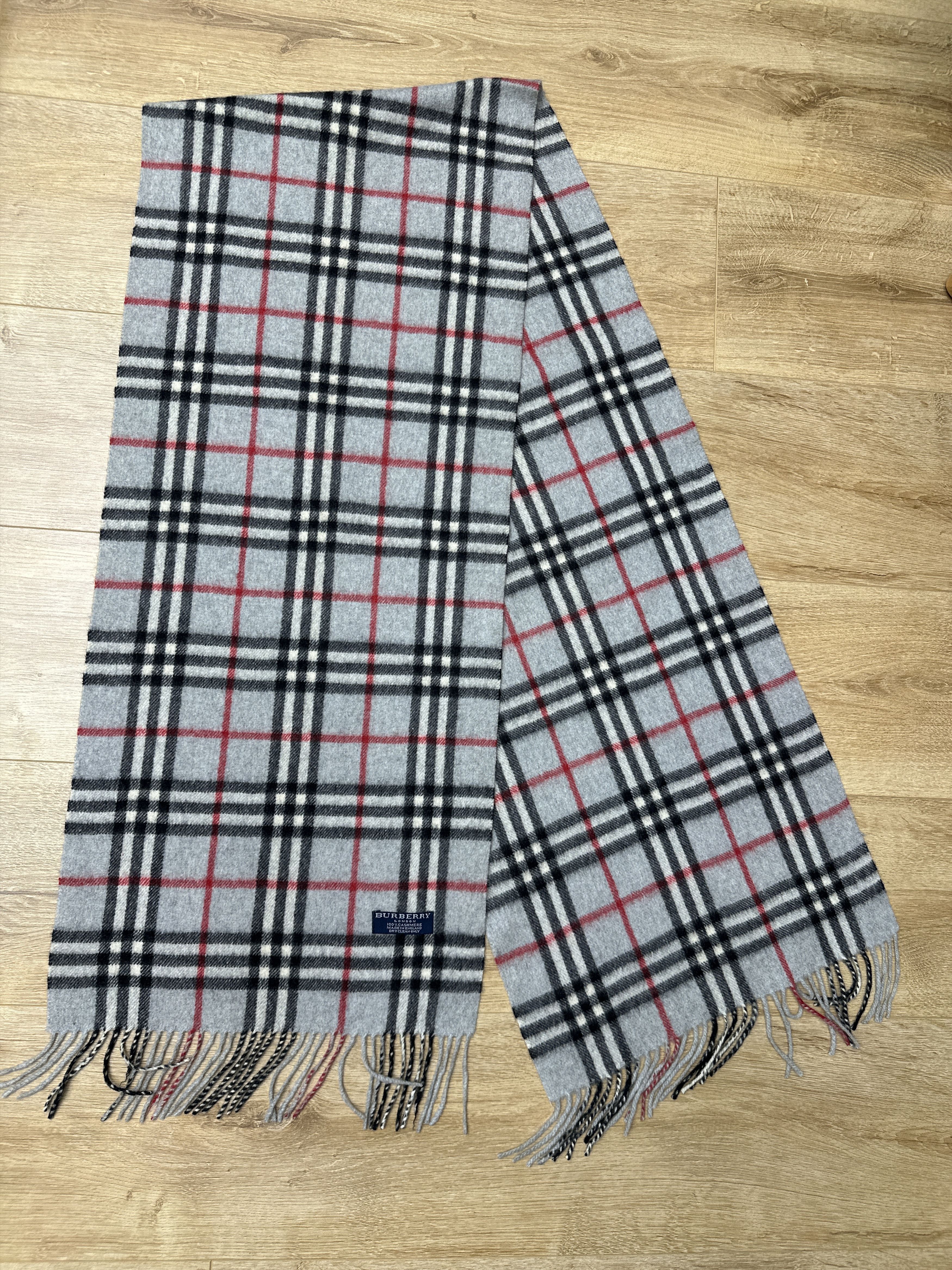 Burberry Archive Burberry London 100% Cashmere Check Scarf 180 x 35 Size ONE SIZE - 1 Thumbnail