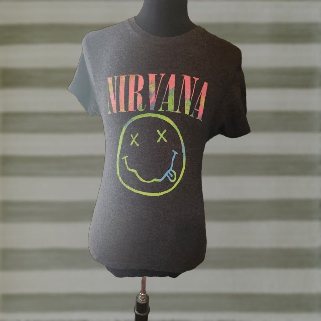 Rainbow Nirvana Band Logo Rainbow Smiley Face Short Sleeve Heather Gray T Shirt Size S Size S / US 4 / IT 40 - 1 Preview