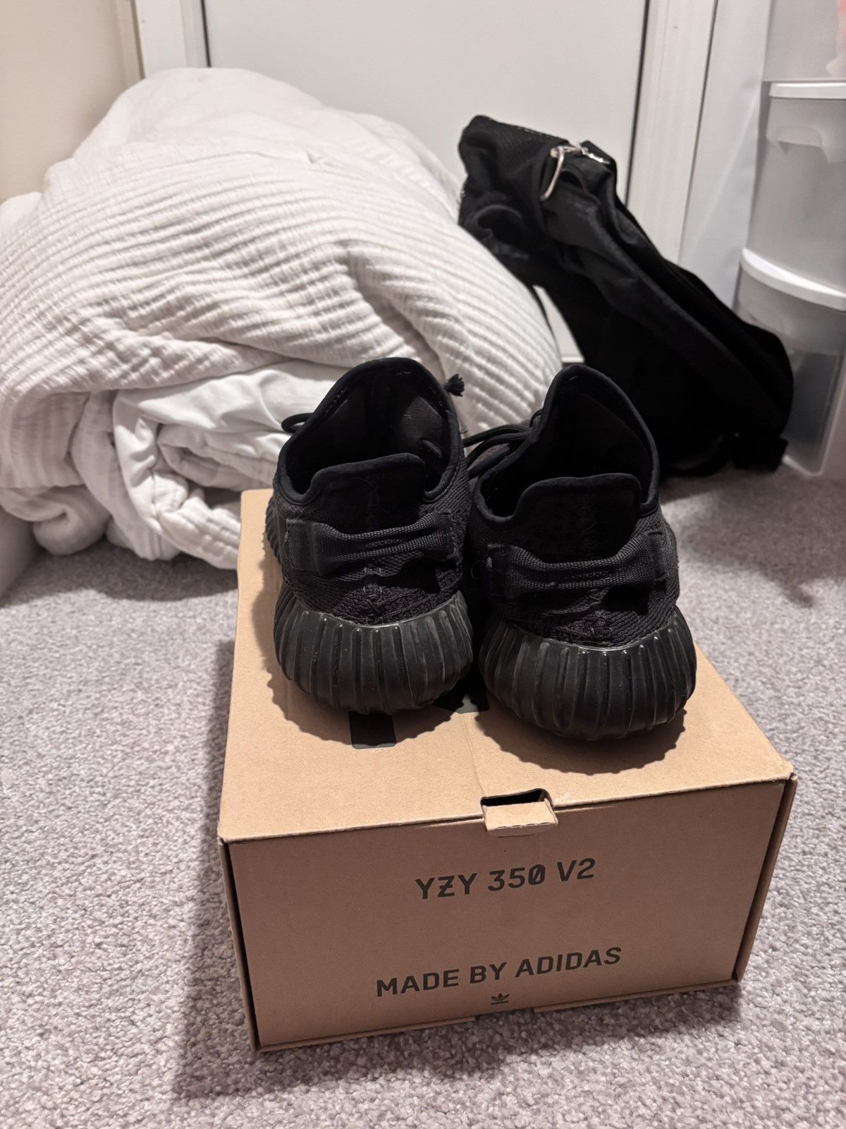 Yeezy Yeezy boost 350 v2 ONYX Size US 10 / EU 43 - 6 Thumbnail
