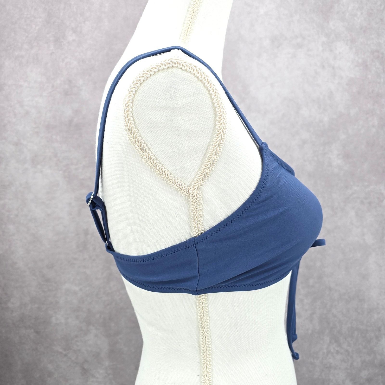 Other Blue Padded Adjustable String Bikini Top Swimwear Medium Size ONE SIZE - 2 Thumbnail