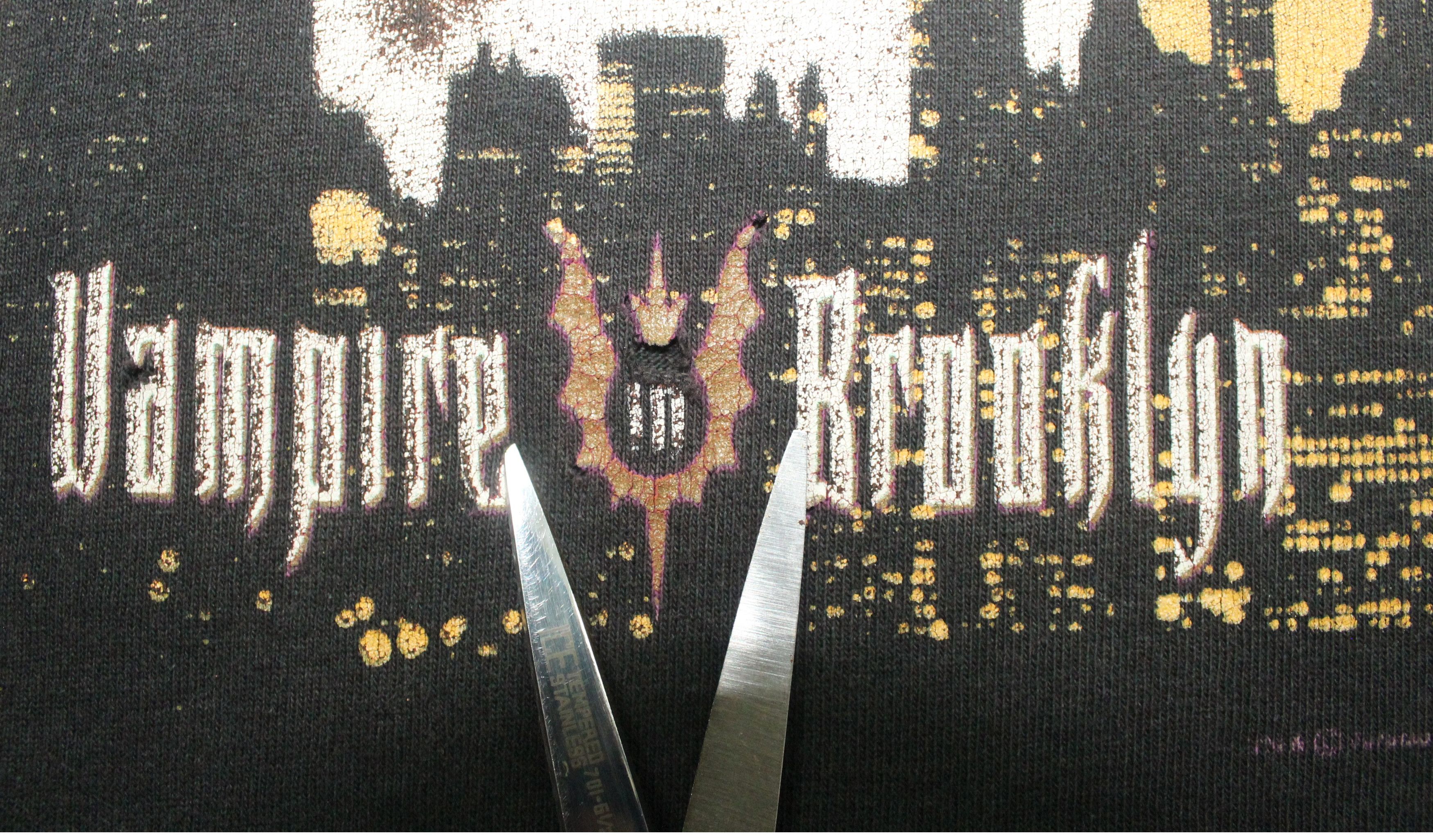 Vintage Vintage 90s Vampire In Brooklyn T Shirt Faded Black Size US XL / EU 56 / 4 - 14 Thumbnail