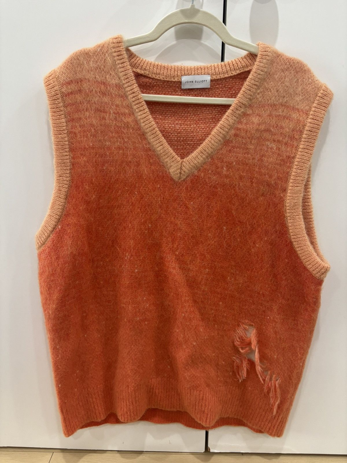 John Elliott John Elliot Men's Gradient Mohair-Blend Vest Size US M / EU 48-50 / 2 - 3 Thumbnail
