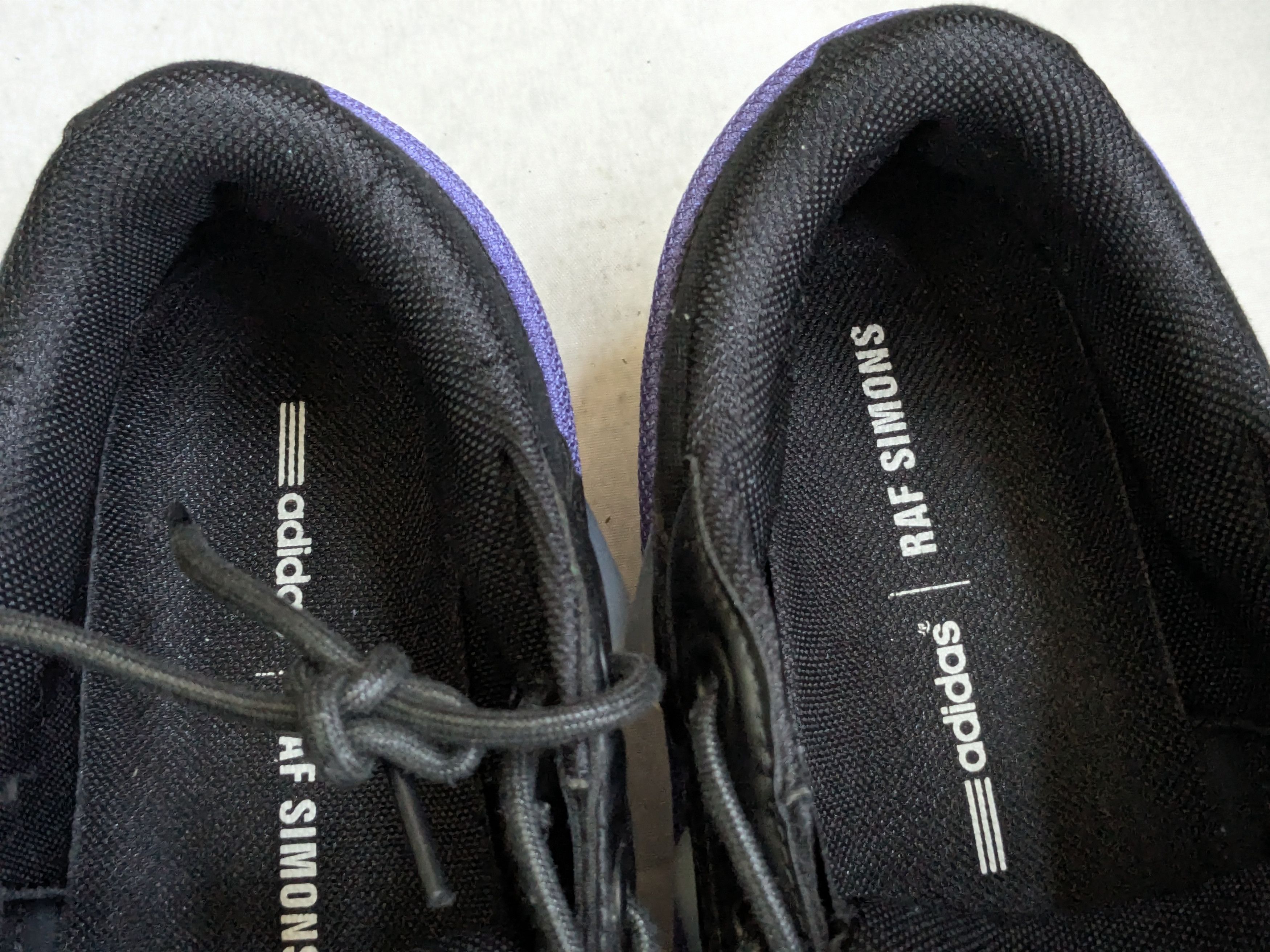 Adidas × Raf Simons Raf simons x adidas ozweego Size US 9.5 / EU 42-43 - 7 Thumbnail