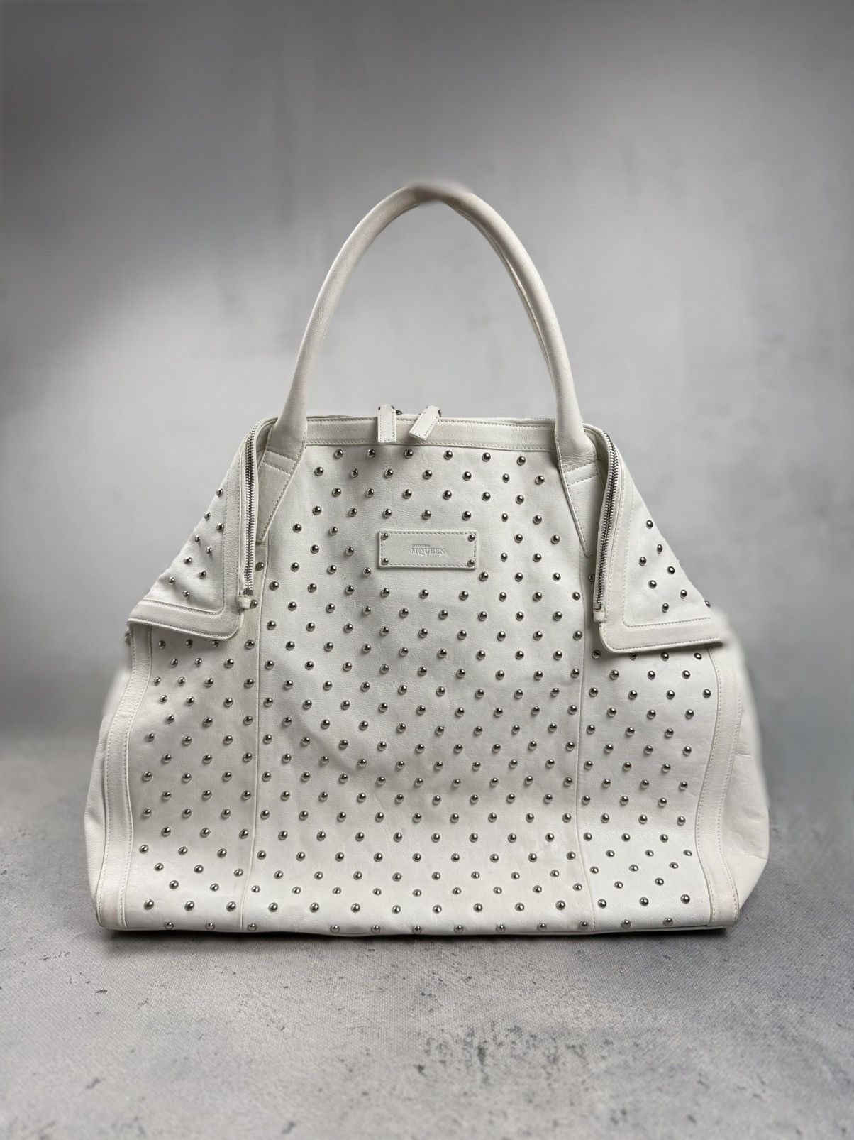 Alexander McQueen Alexander McQueen Studded De Manta Leather Tote Archive Bag Size ONE SIZE - 1 Thumbnail