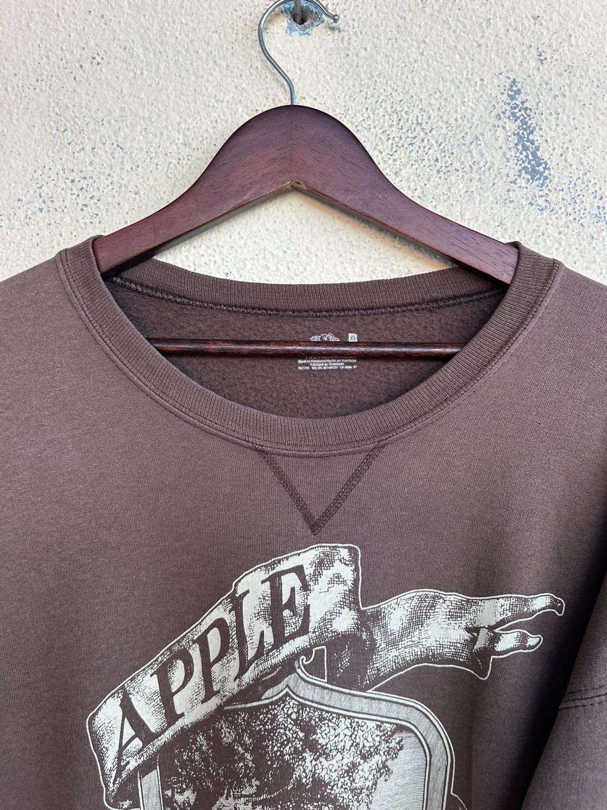 Apple FOTL Apple Computer Co Sunfaded Brown Sweatshirt Size US XL / EU 56 / 4 - 6 Thumbnail