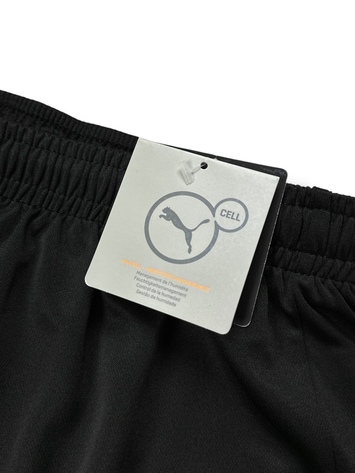 Puma NWT🏷️ Puma Borussia Dortmund Football Soccer Shorts DryCell Size US 36 / EU 52 - 9 Thumbnail