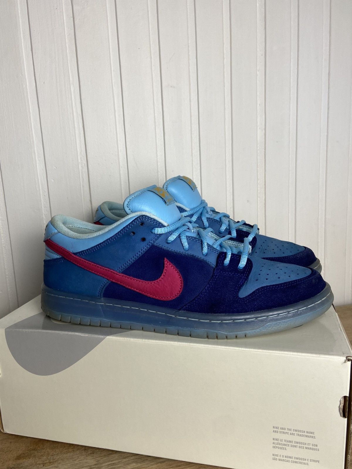 Nike Used Nike SB Dunk Low "Run The Jewels" authentic size 11US Size US 11 / EU 44 - 6 Thumbnail