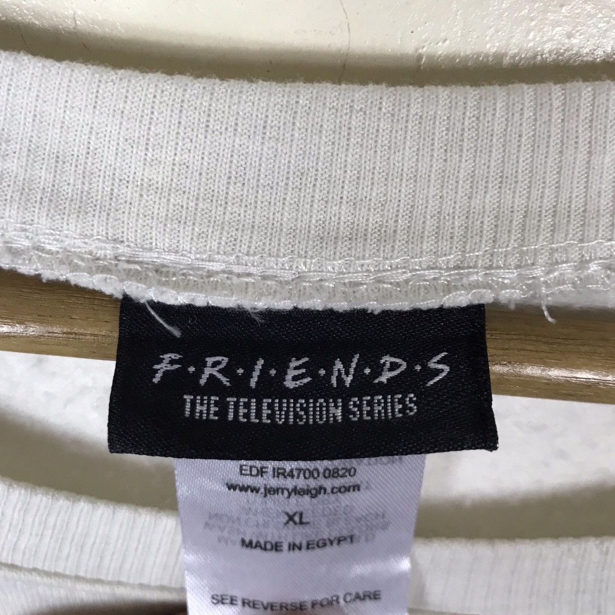 Vintage Vintage F.R.I.E.N.D.S Series Tv Show Pullover Jumper Size XL / US 12-14 / IT 48-50 - 5 Thumbnail
