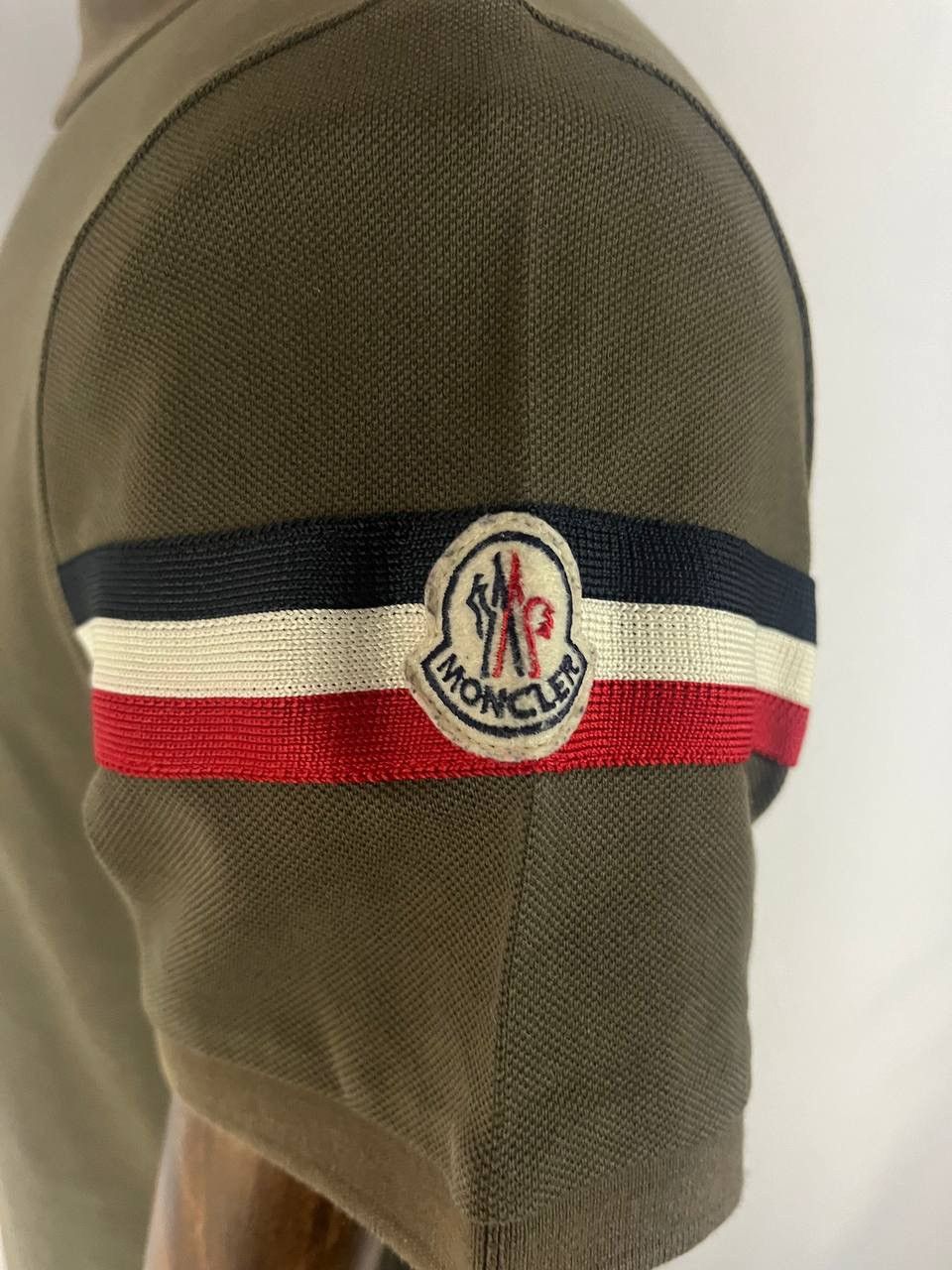 Moncler Moncler Polo Brown Tee T Shirt Size US L / EU 52-54 / 3 - 6 Thumbnail