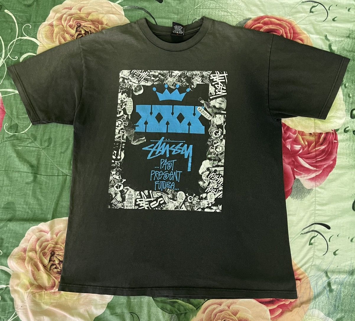 Stussy Thrashed Vintage Stüssy "XXX" 30th Anniversary T-shirt Size US L / EU 52-54 / 3 - 15 Thumbnail