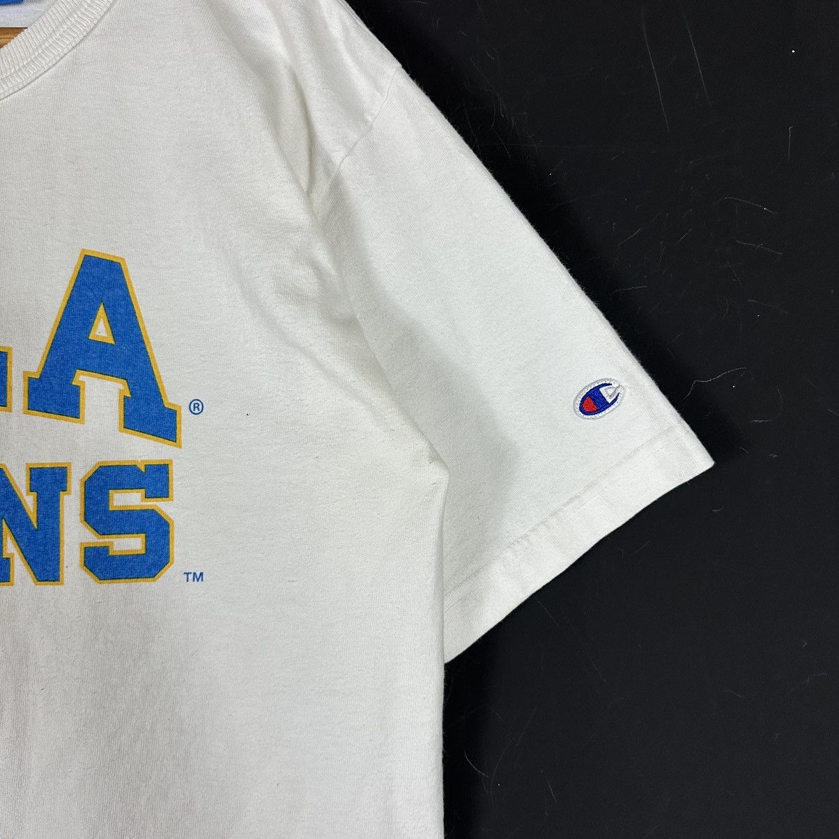 Champion × Vintage VINTAGE CHAMPION UCLA HEAVY WEIGHT Size US L / EU 52-54 / 3 - 4 Thumbnail