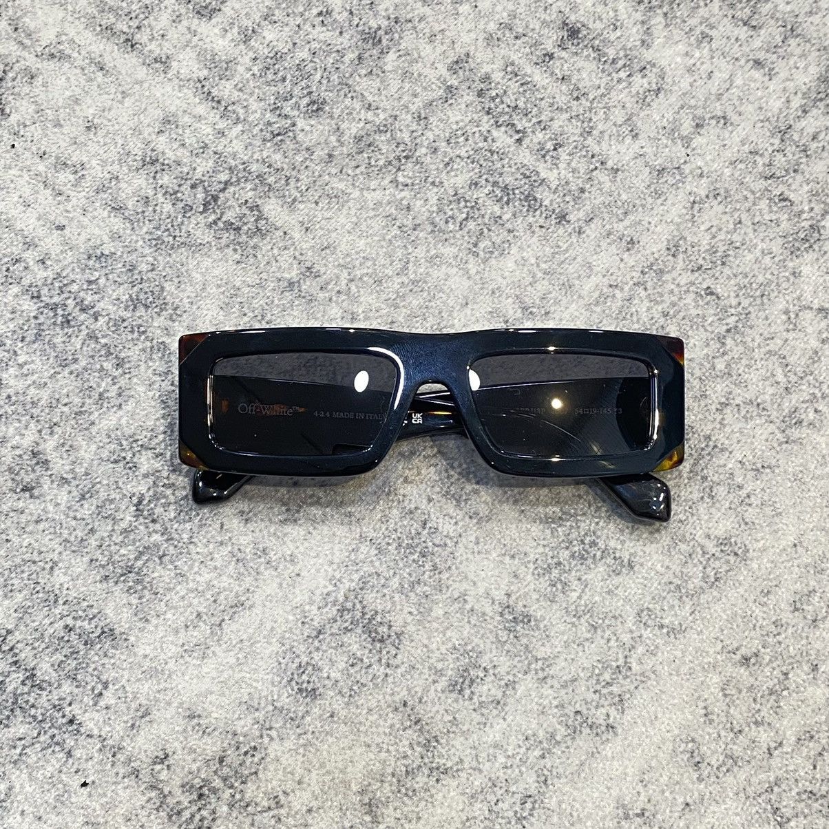 Off-White OFF WHITE RENTON OERI13P 1007 BLACK Size ONE SIZE - 3 Thumbnail