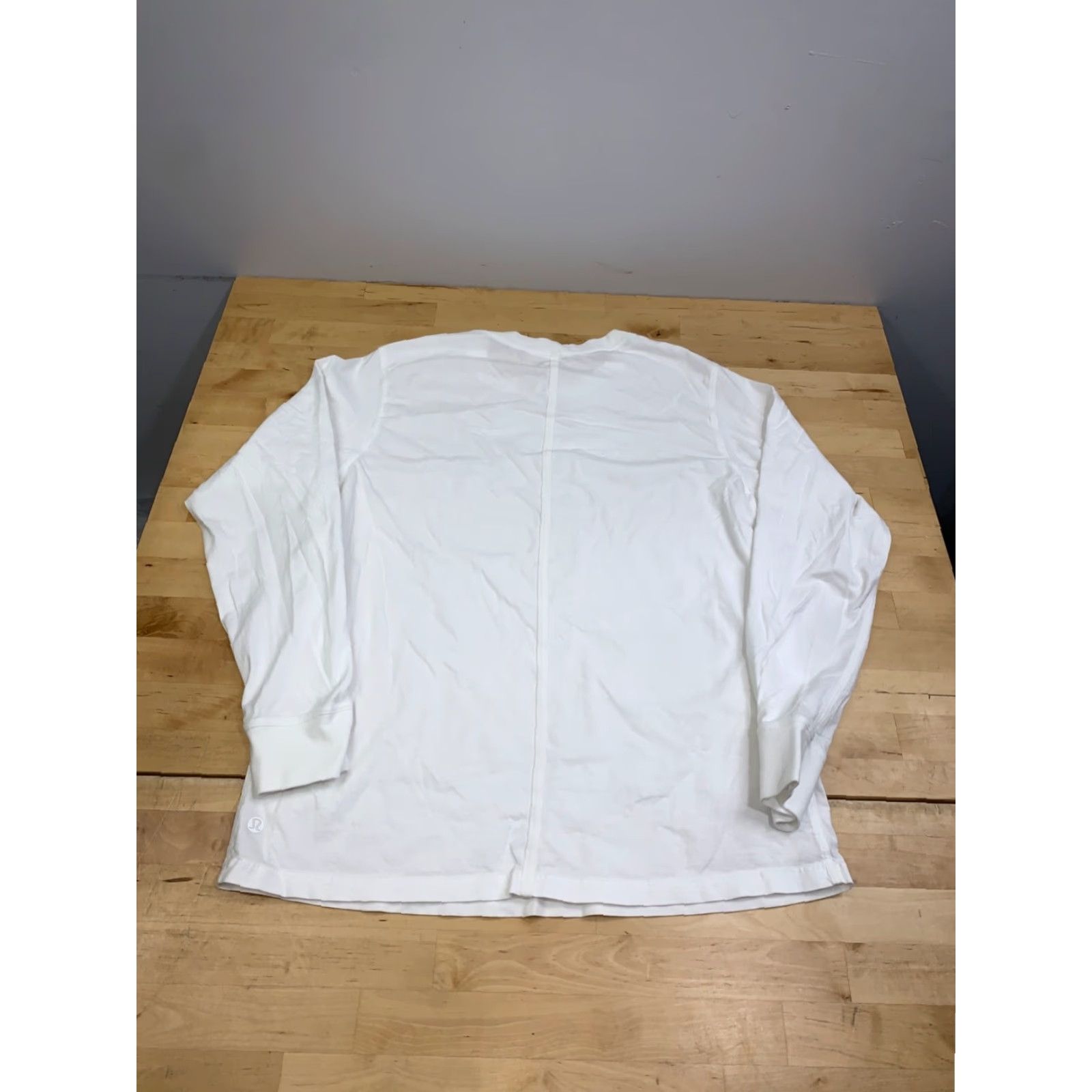 Lululemon Lululemon All Yours Long Sleeve Top Women 4 White Casual Activewear 13002 Size S / US 4 / IT 40 - 6 Thumbnail