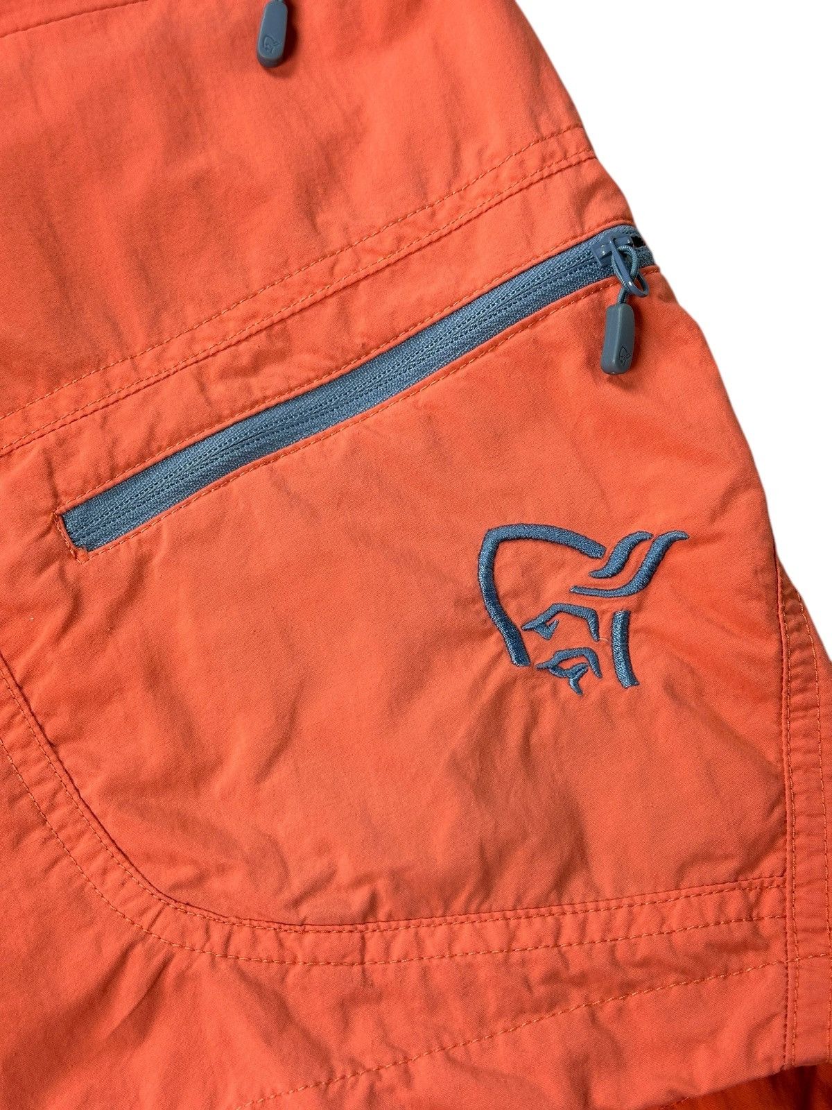 Norrona Norrona Bitihorn Lightweight Women’s Shorts Outdoor Hiking Size 28" / US 6 / IT 42 - 7 Thumbnail