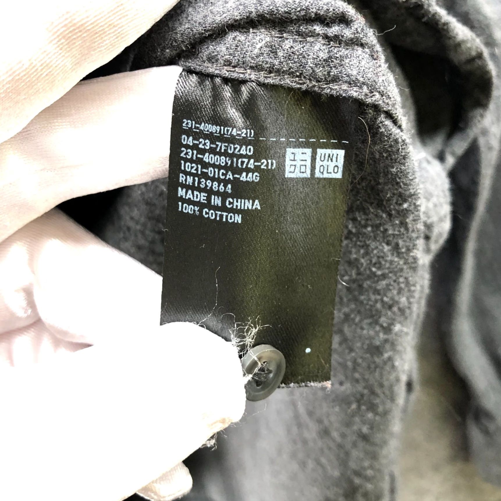 Uniqlo Uniqlo Shirt Women's XXS Gray Lightweight Flannel Button-Down Long Sleeve Cotton Casual Regular Fit Tight Measurements Included Size XXS / US 00 / IT 34 - 6 Thumbnail