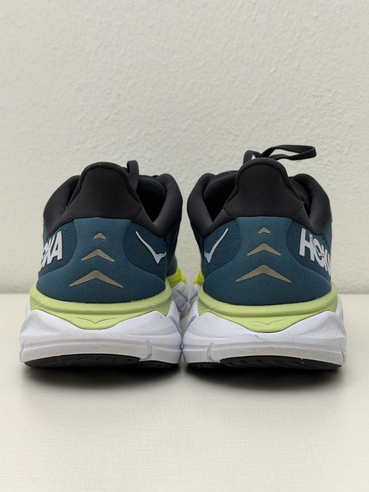 Hoka Hoka One One Arahi 6 Blue Graphite Size 9.5 (No Insoles) Size US 9.5 / EU 42-43 - 4 Thumbnail