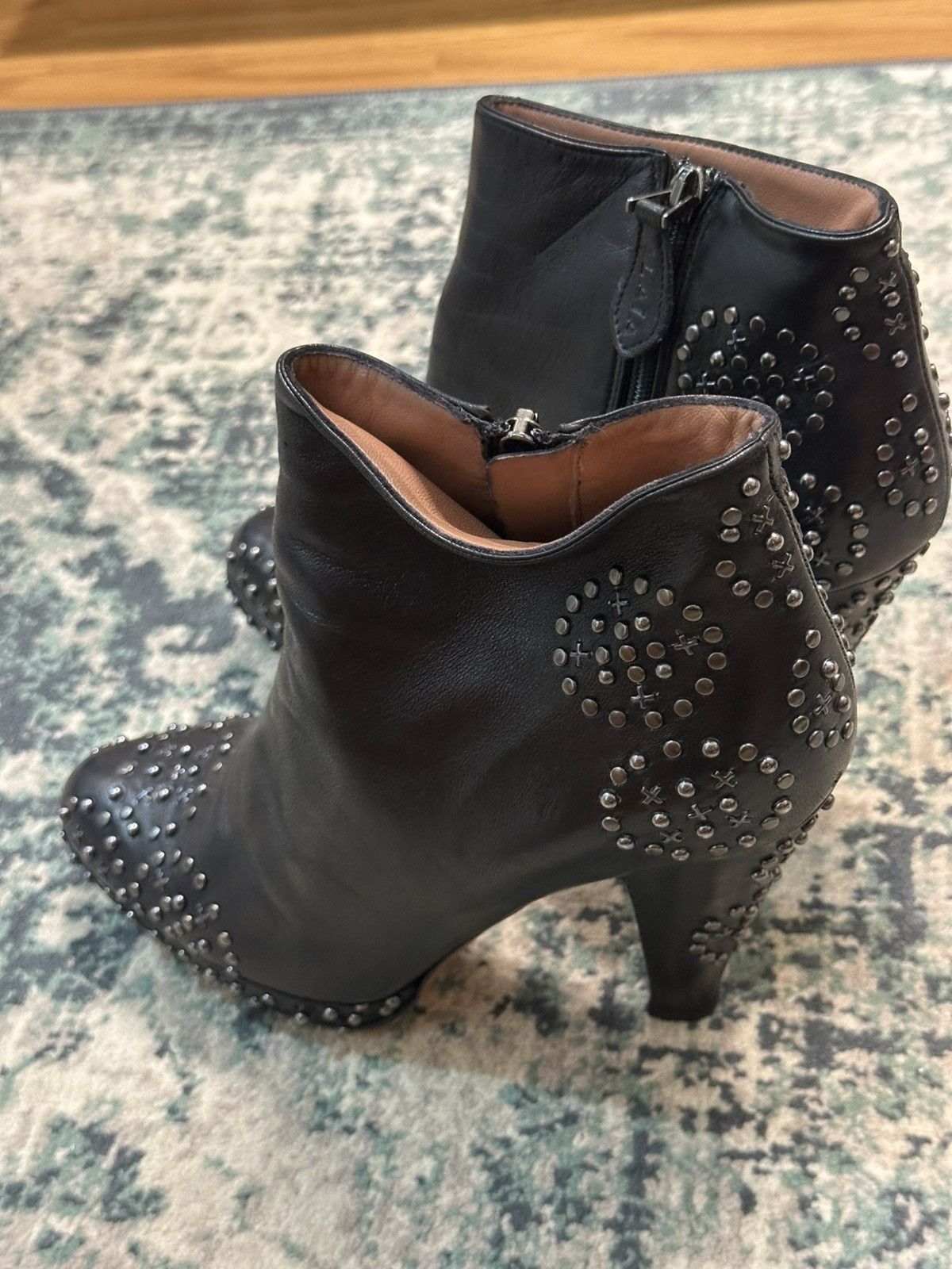 Alaia ALAÏA Leather Zipper Studded Accent Boots Size US 8.5 / IT 38.5 - 23 Thumbnail