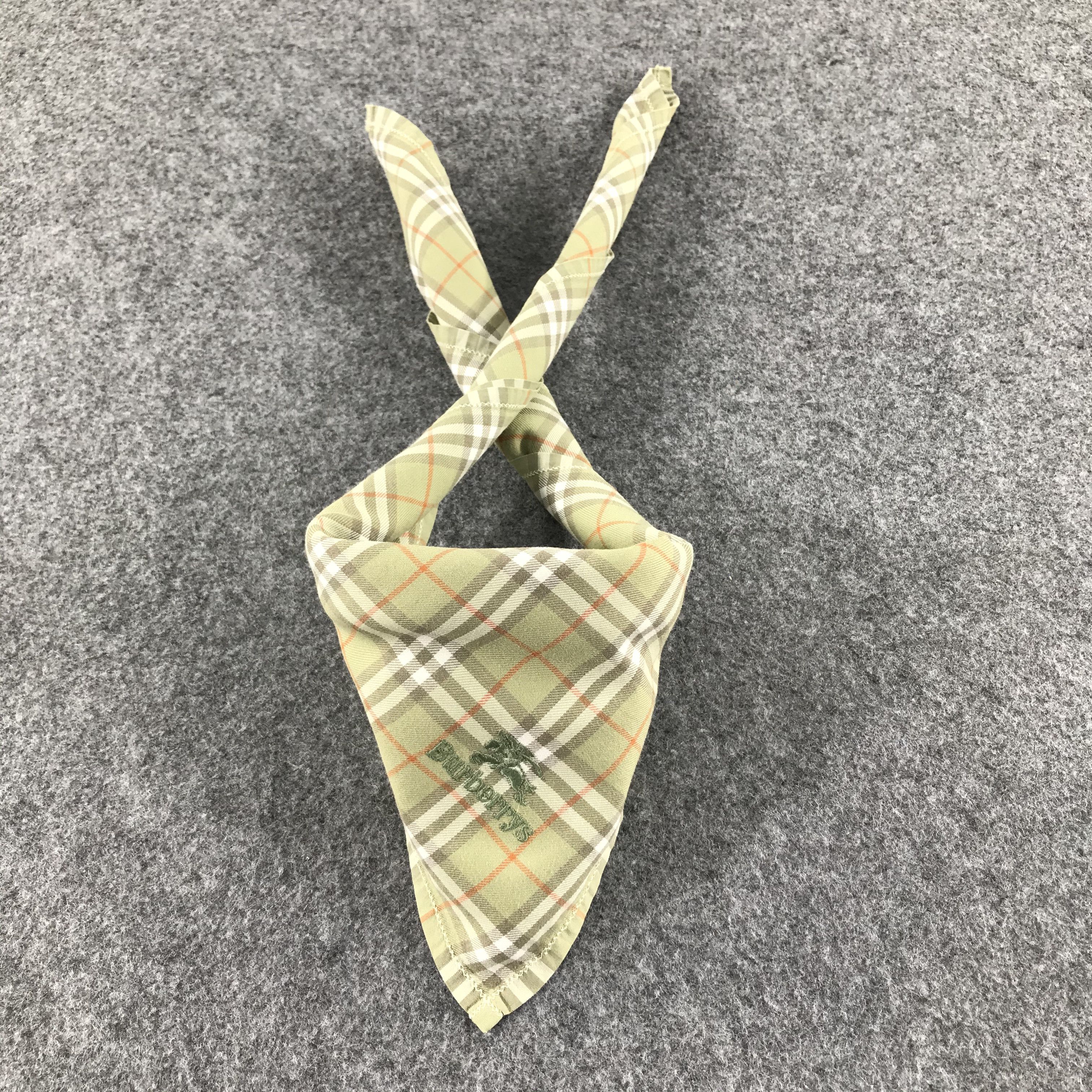 Burberry Burberrys Nova Check Handkerchief Neckerchief Bandana H180 Size ONE SIZE - 2 Thumbnail