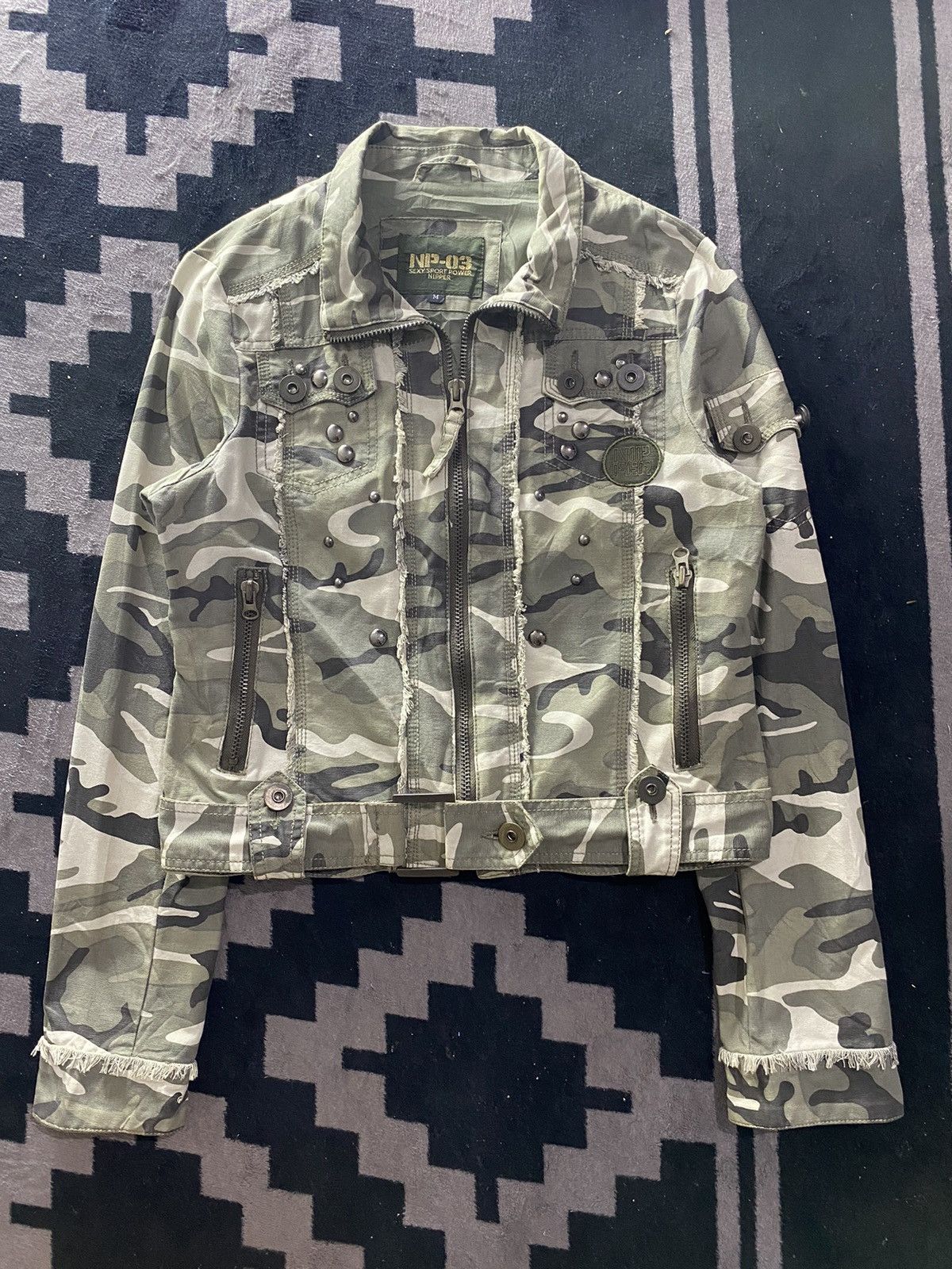 If Six Was Nine × Japanese Brand × Le Grande Bleu (L.G.B.) 2000s nipper studed distressed camo jacket goa style Size US M / EU 48-50 / 2 - 1 Thumbnail
