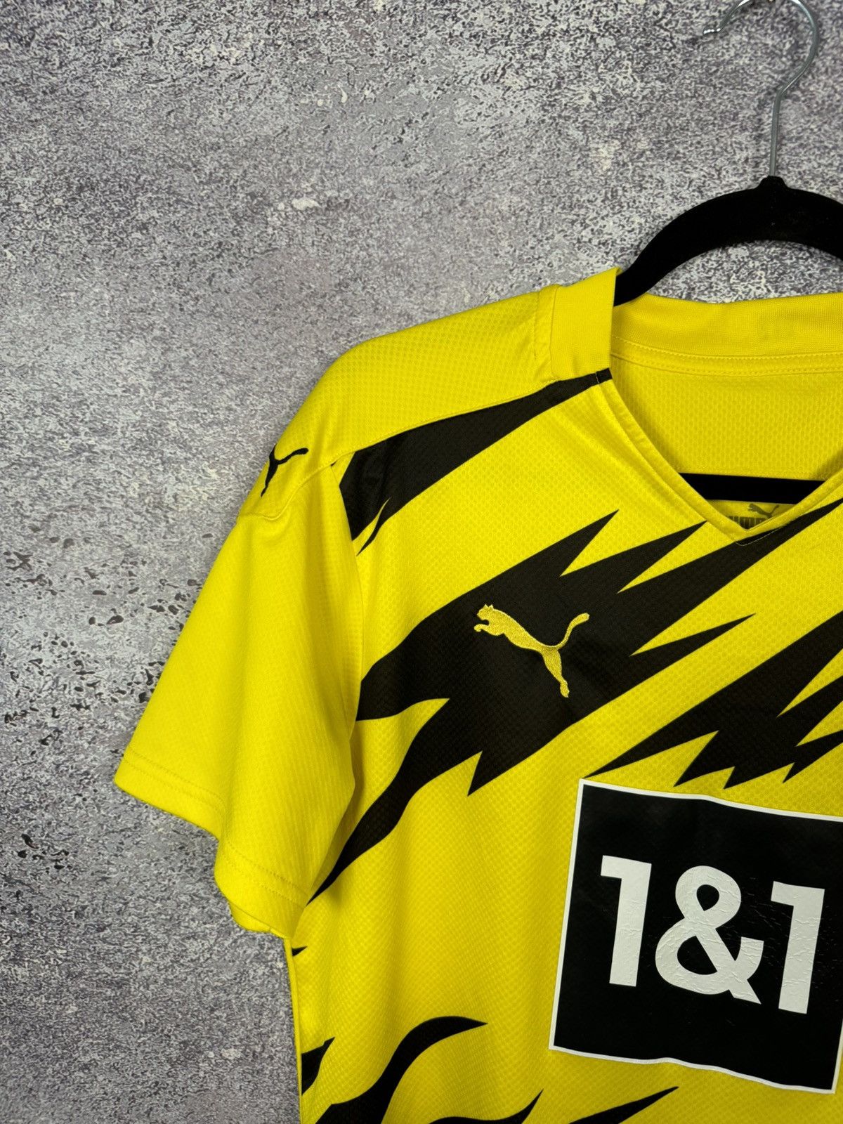 Puma × Vintage Borussia Dortmund 2020/21 Puma Soccer Jersey Medium Size US M / EU 48-50 / 2 - 3 Thumbnail
