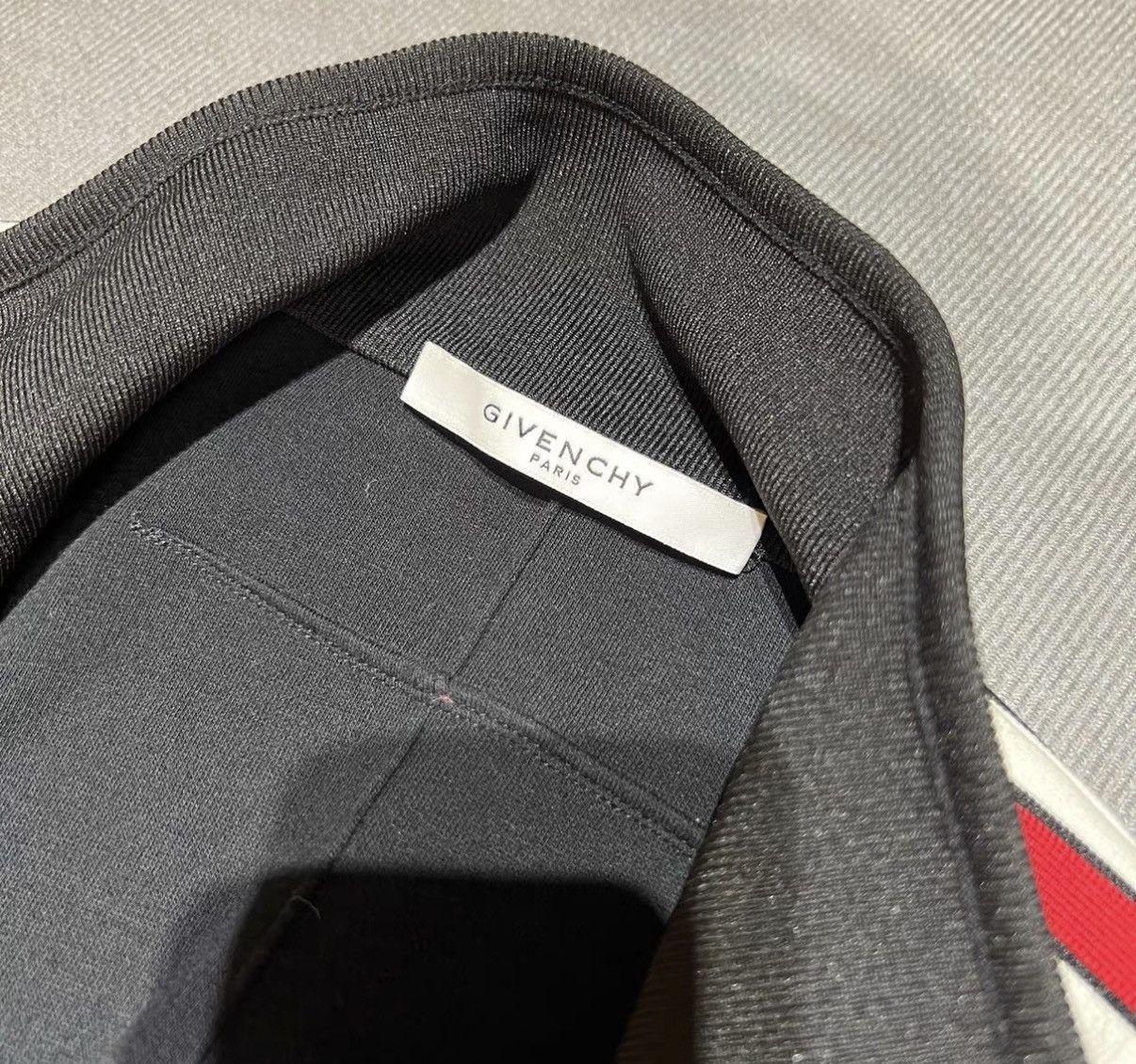 Givenchy Givenchy Black & Red Color-Block Logo Varsity Jacket Size US S / EU 44-46 / 1 - 4 Thumbnail