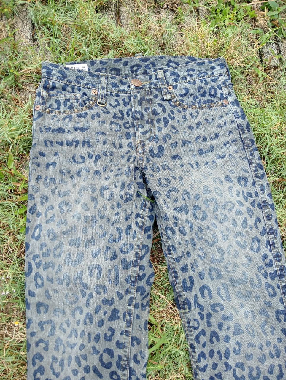 Japanese Brand Vintage CoAndLu Japan Leopard Jeans Size US 28 / EU 44 - 4 Thumbnail
