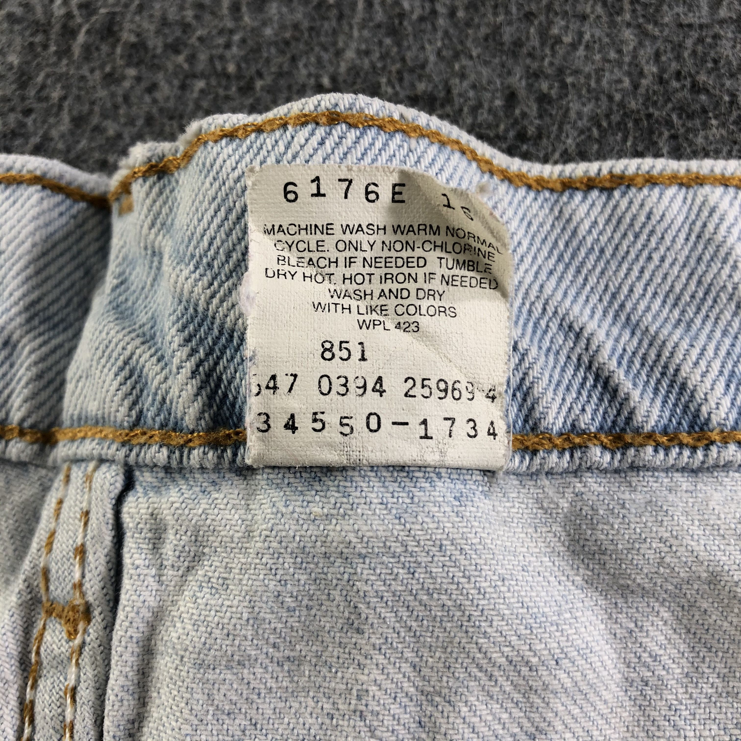 Levi's × Vintage Vintage Light Wash Levis 550 Jeans-J4438 Size 32" / US 10 / IT 46 - 11 Thumbnail