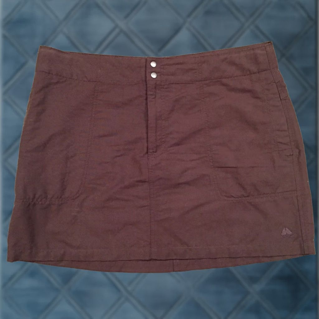 Nike Nike ACG Skirt Shirt? Size 36" / US 14 / IT 50 - 1 Thumbnail
