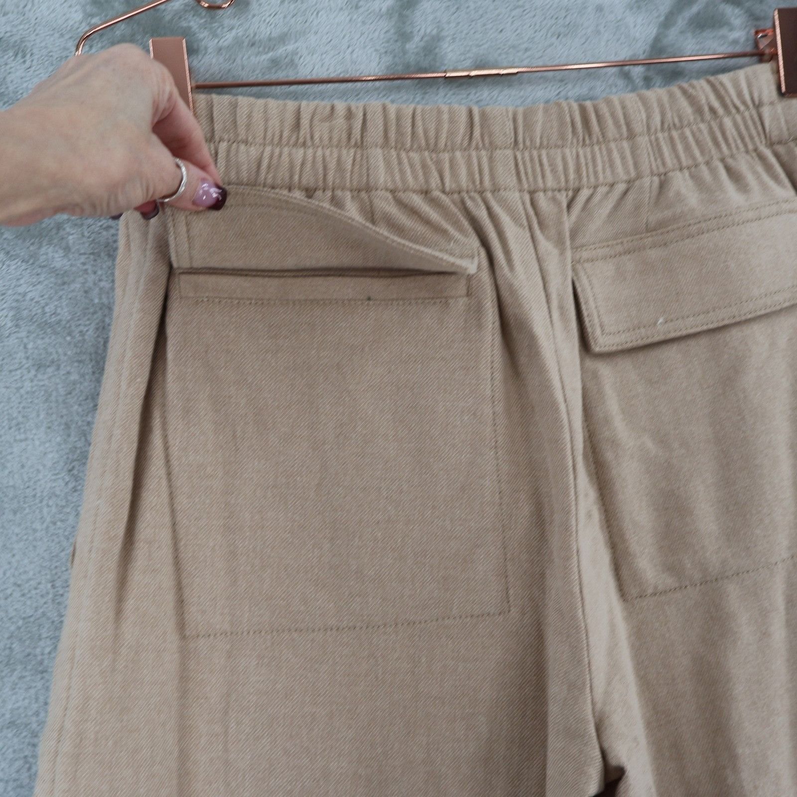 Vince Vince Wide Leg Cargo Pant Women 12 Tan Utility HighRise Wool Size 34" / US 12 / IT 48 - 9 Thumbnail