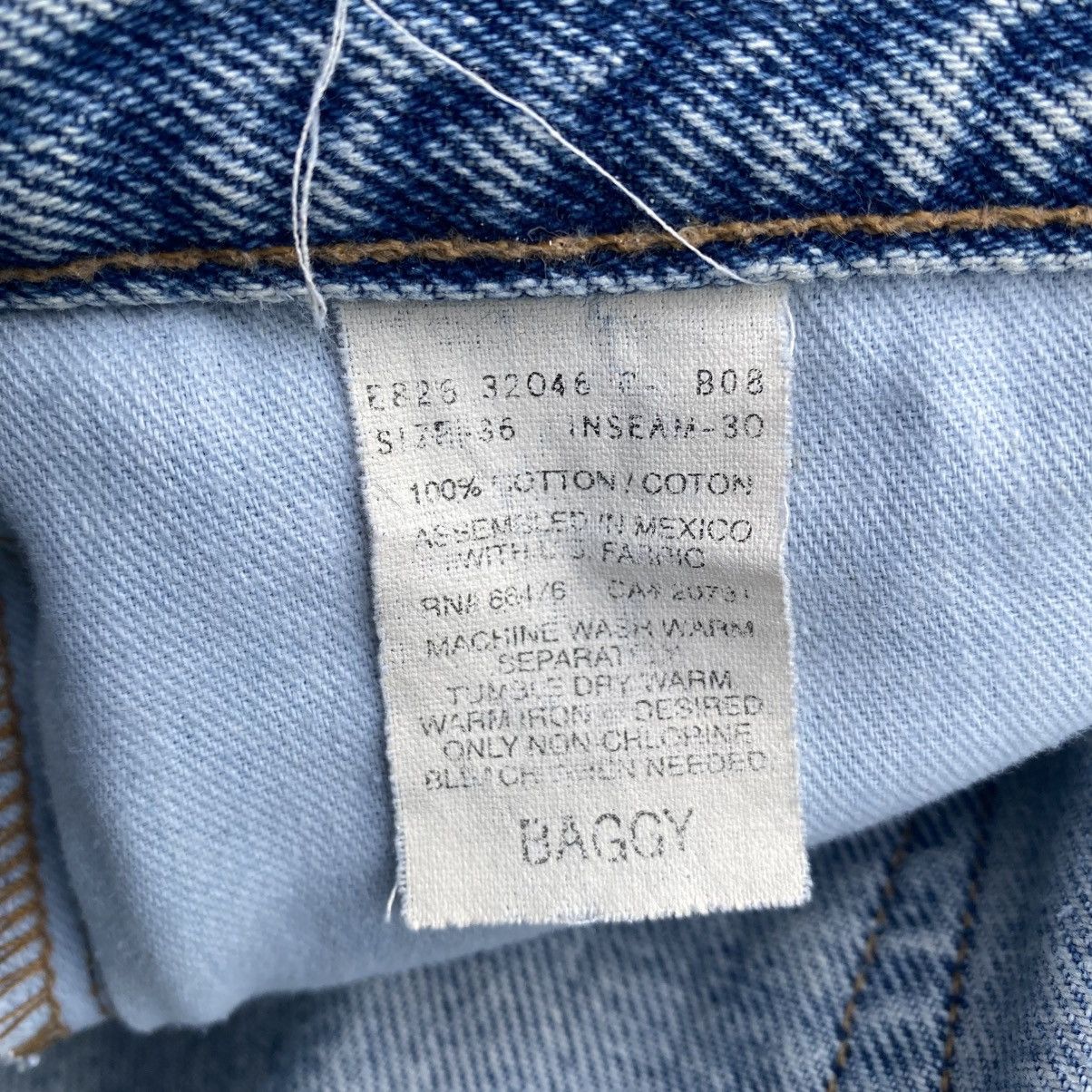 Tommy Hilfiger 1990s Tommy Hilfiger Baggy Jeans Size US 36 / EU 52 - 11 Thumbnail