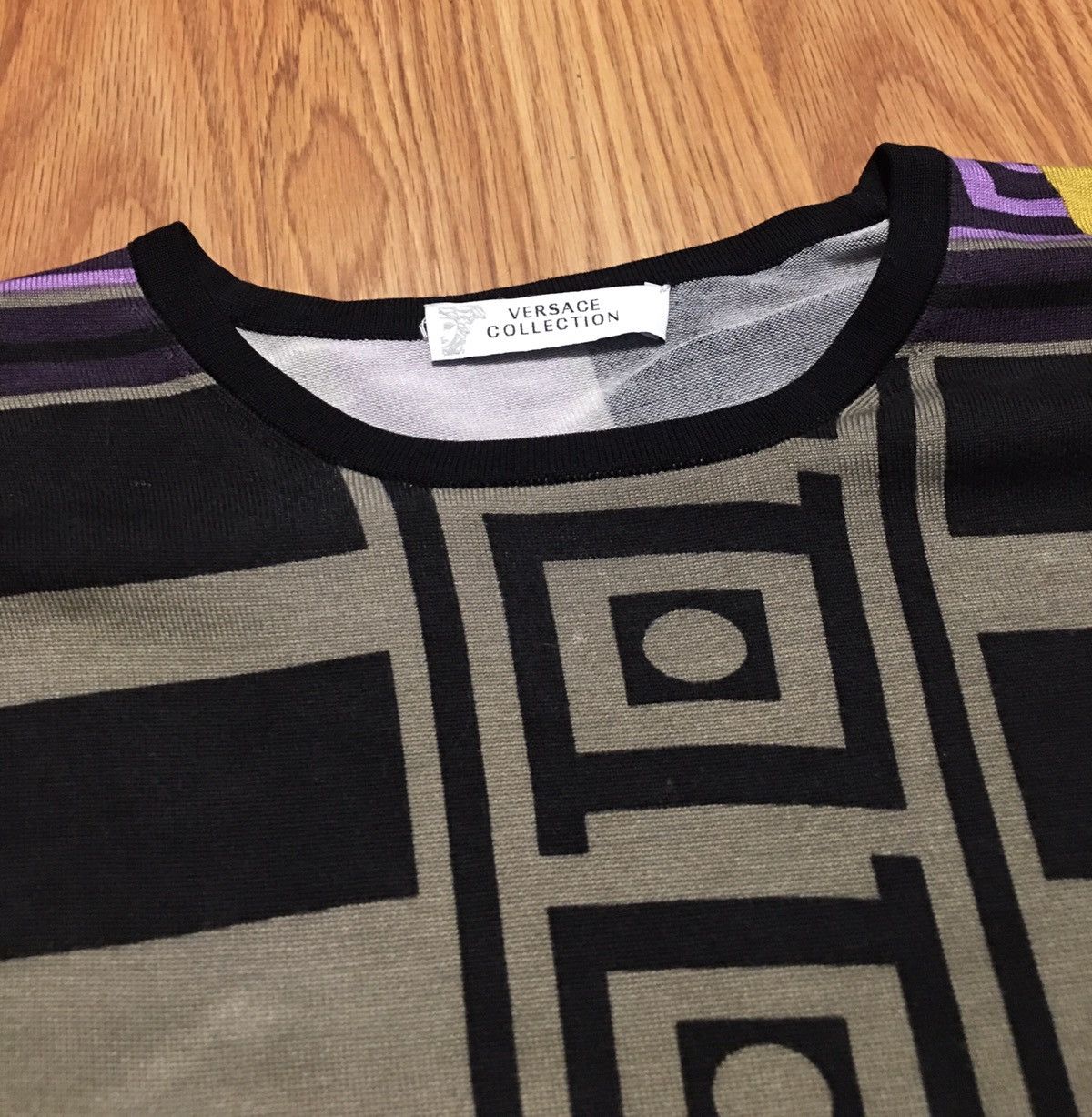 Versace Versace Collection Signature Print Silk Blend T-Shirt EU 42 Size M / US 6-8 / IT 42-44 - 10 Thumbnail