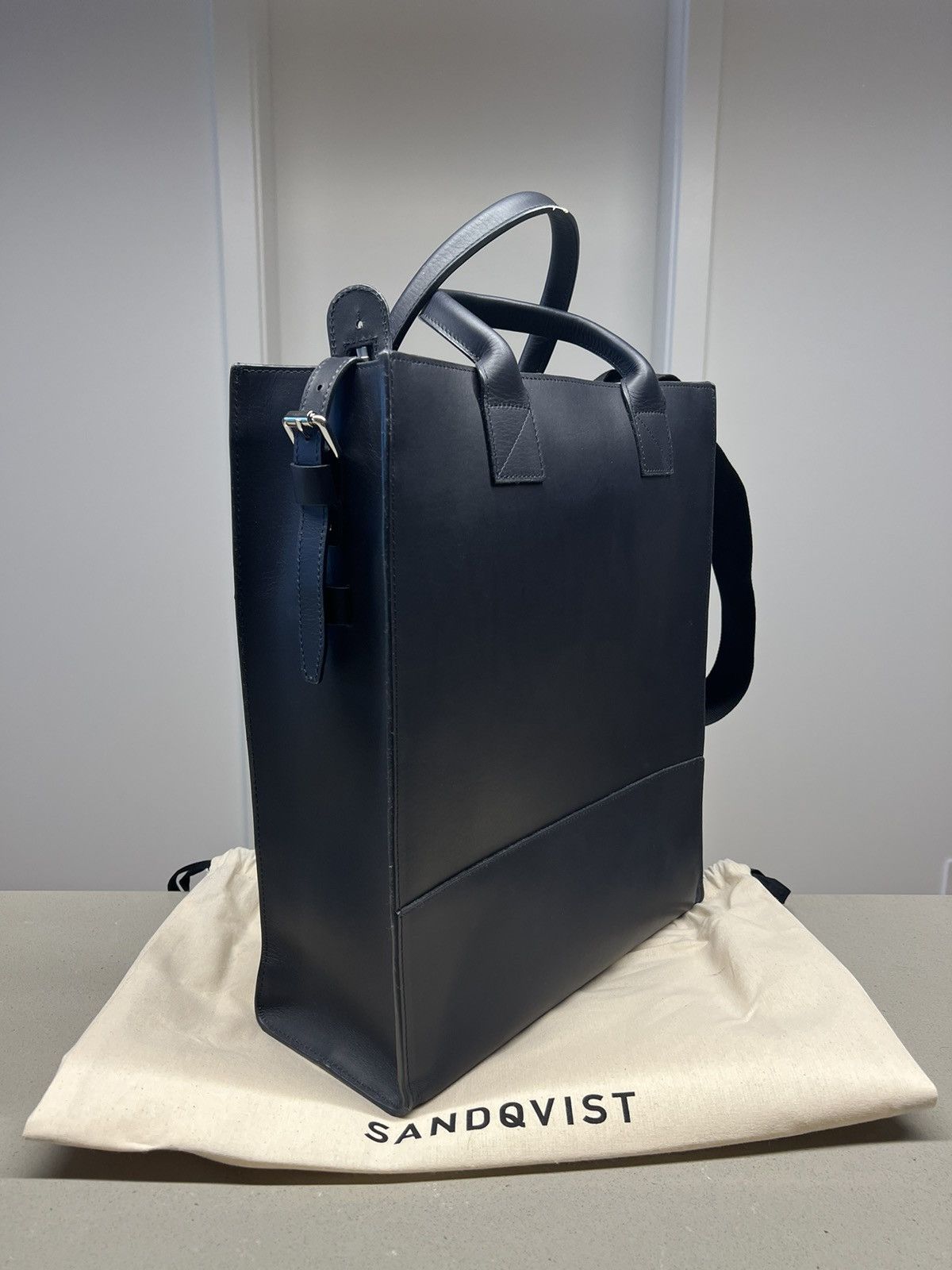 SANDQVIST Brand New Sandqvist navy leather tote bag Size ONE SIZE - 2 Thumbnail
