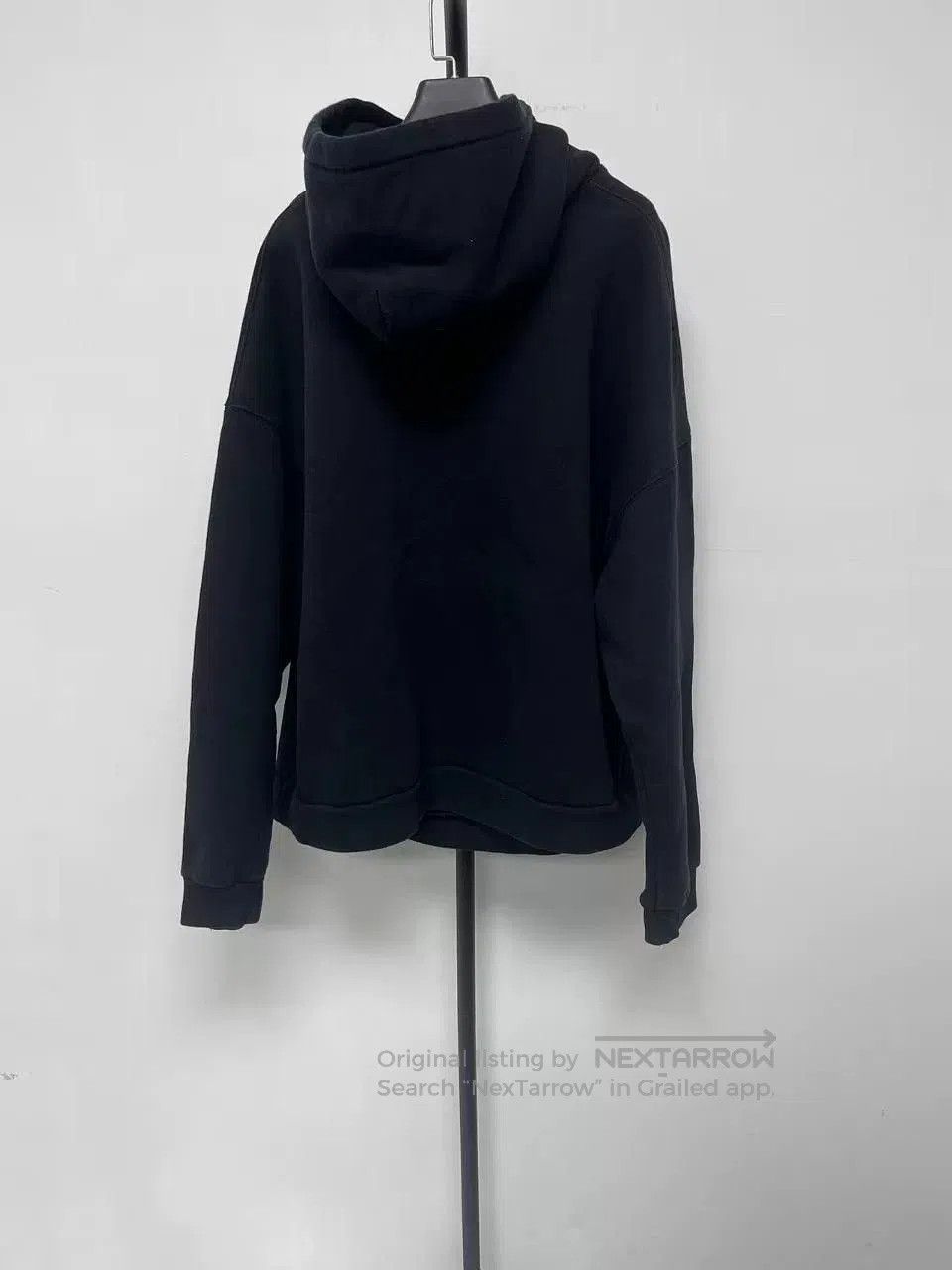 Balenciaga balenciaga black oversized hooded sweatshirt. Size US L / EU 52-54 / 3 - 2 Thumbnail