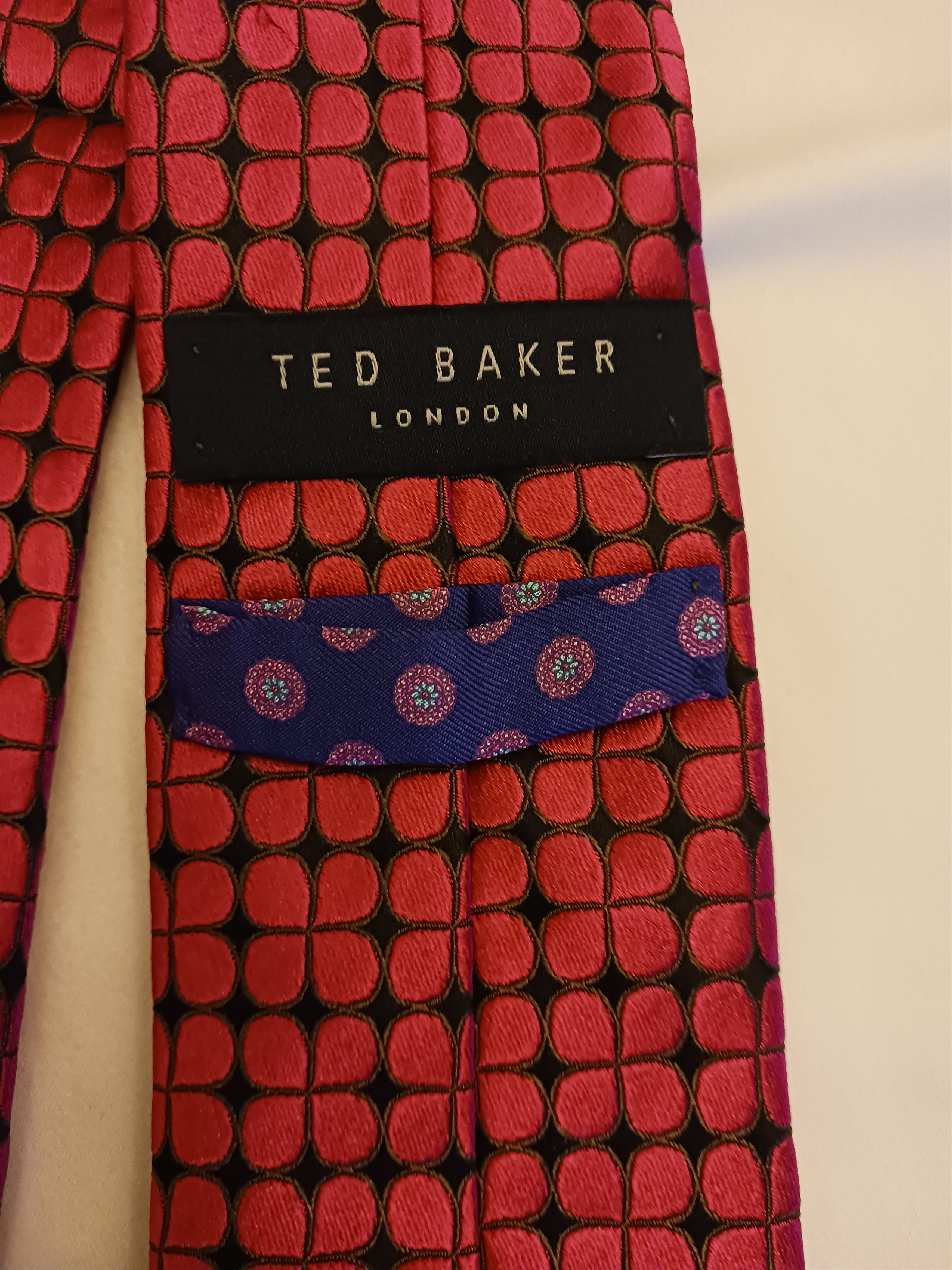Ted Baker NWOT 100% Silk Italian Made Necktie Size ONE SIZE - 2 Thumbnail