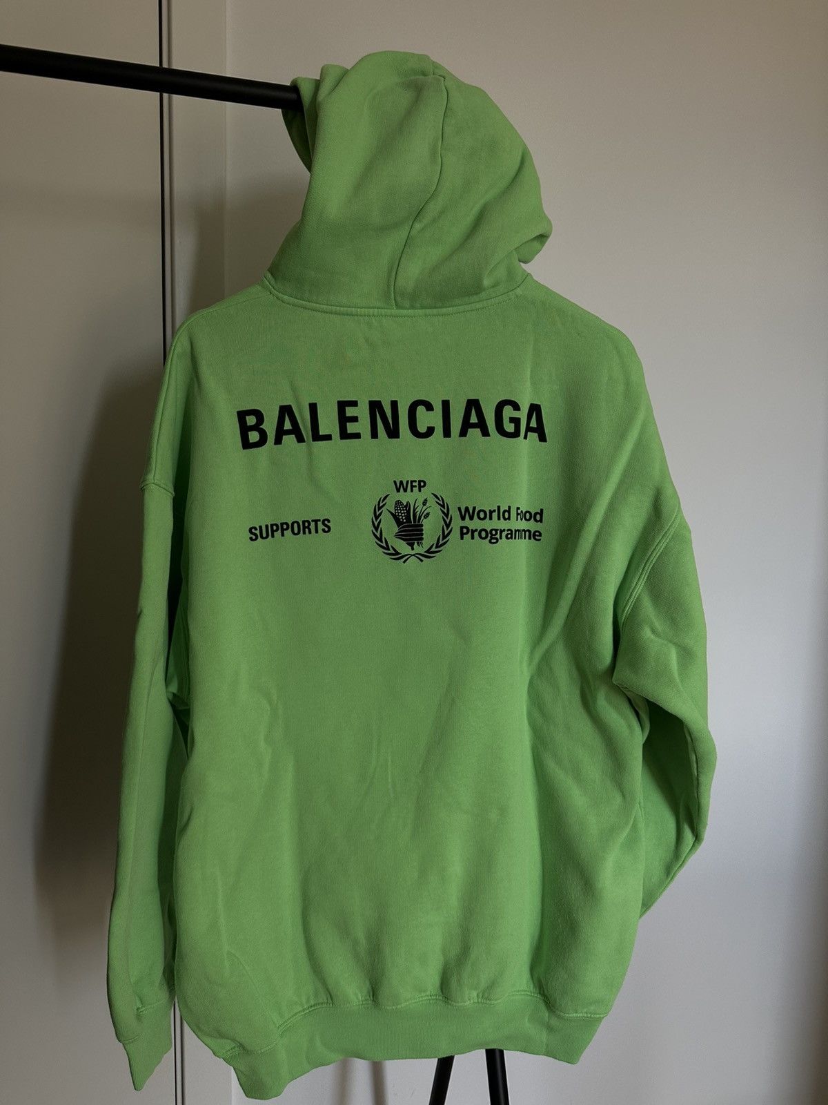 Balenciaga Balenciaga World Food Programme Hoodie Size US S / EU 44-46 / 1 - 2 Thumbnail
