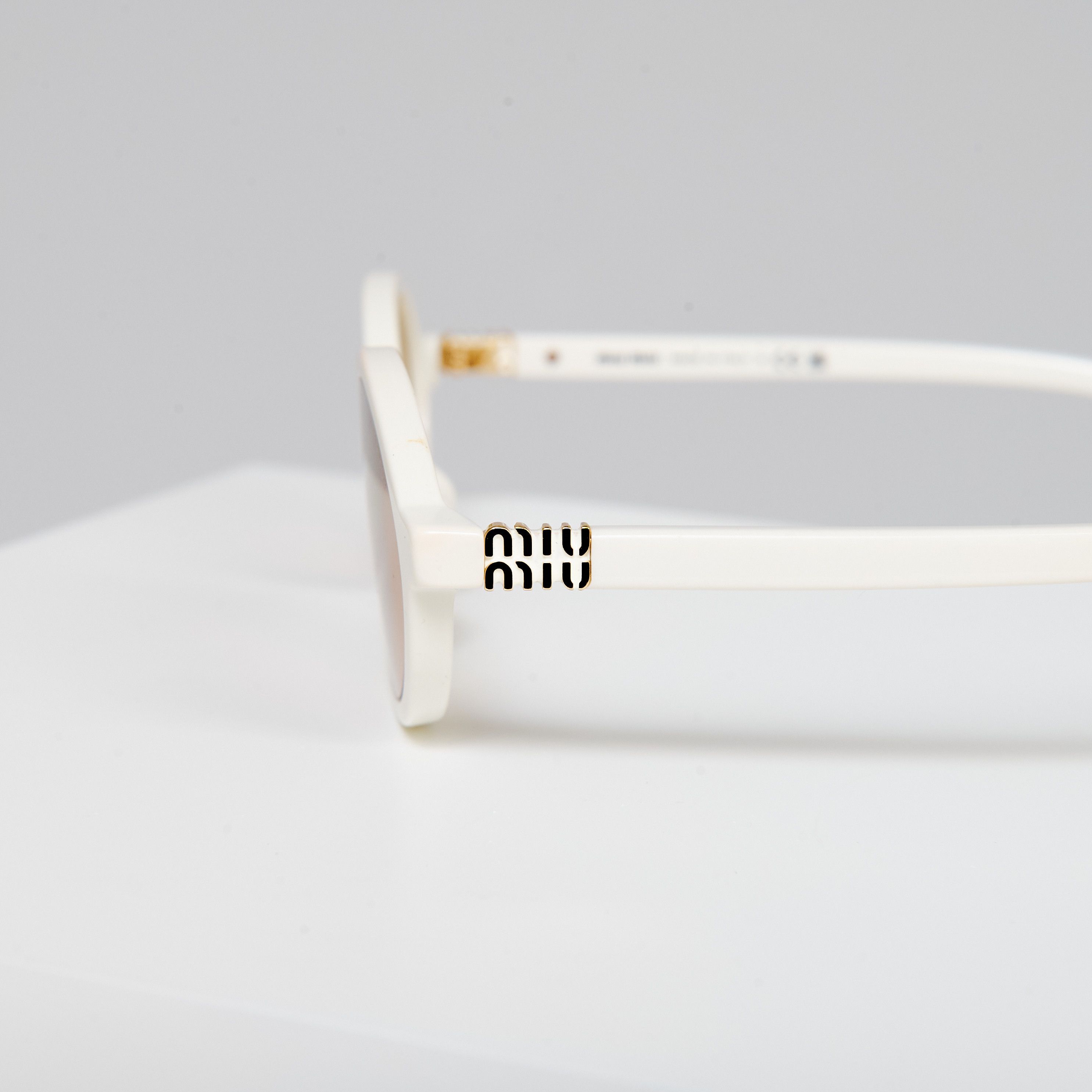 Miu Miu MIU MIU 0MU 04ZS 14240D Size ONE SIZE - 3 Thumbnail