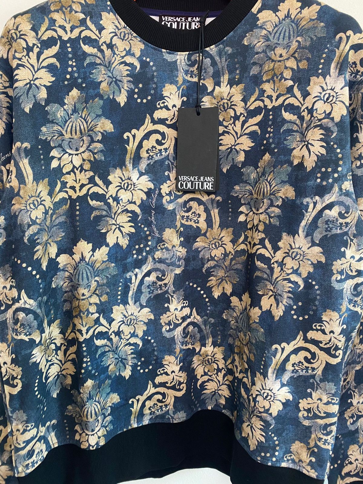 Versace Jeans Couture Tapestry Print Brushed Sweatshirt Versace Jeans Culture XL Size US XL / EU 56 / 4 - 2 Thumbnail
