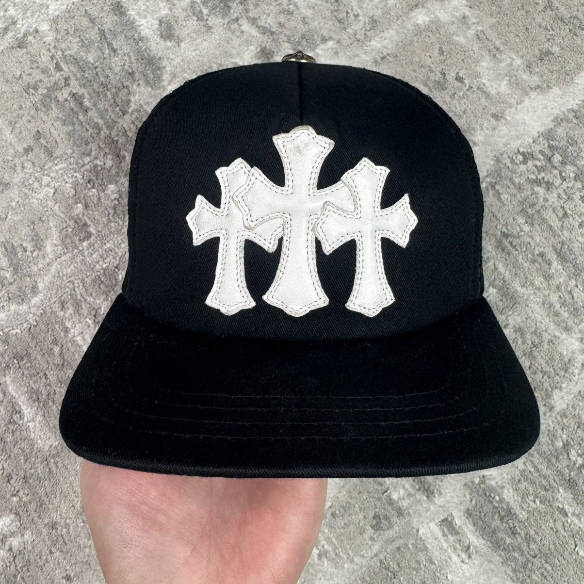 Chrome Hearts Cemetery cross patch trucker hat Size ONE SIZE - 3 Thumbnail