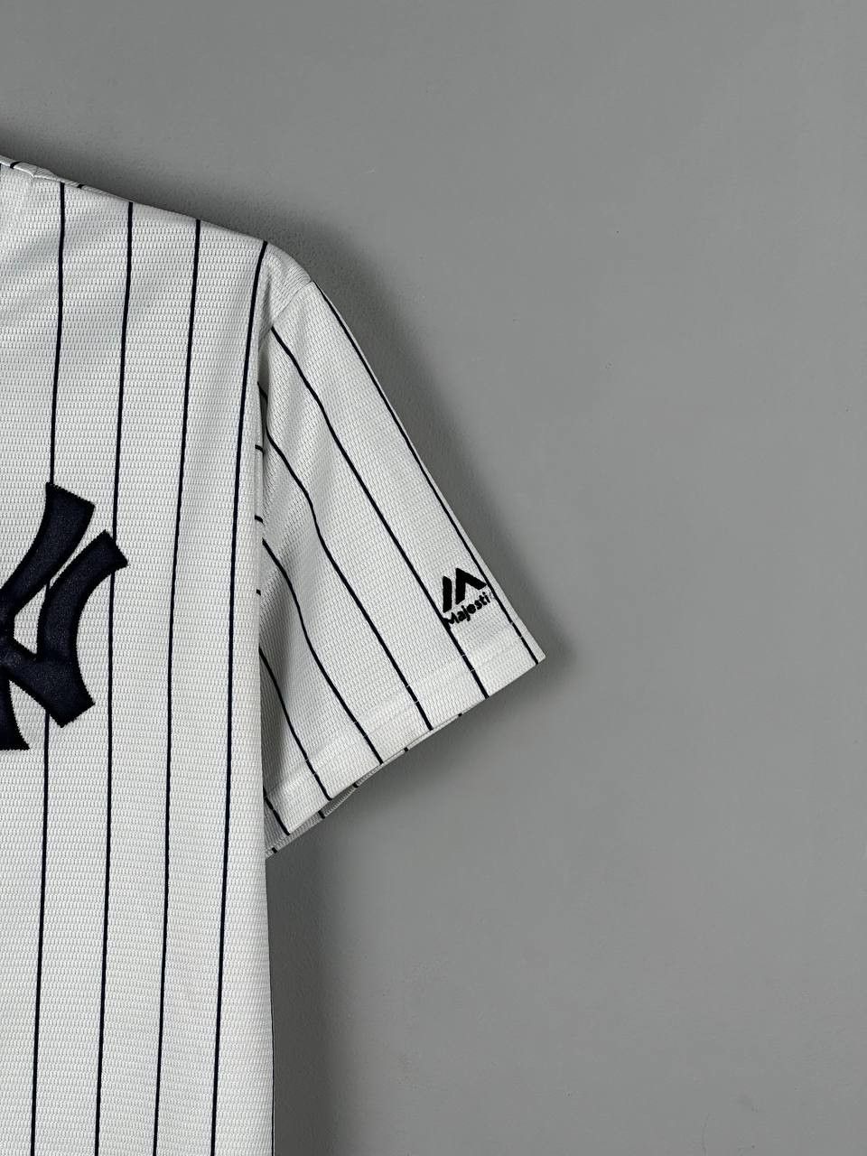 Majestic Vintage New York Yankees T Shirt Large MLB Majestic Jersey Size US M / EU 48-50 / 2 - 5 Thumbnail