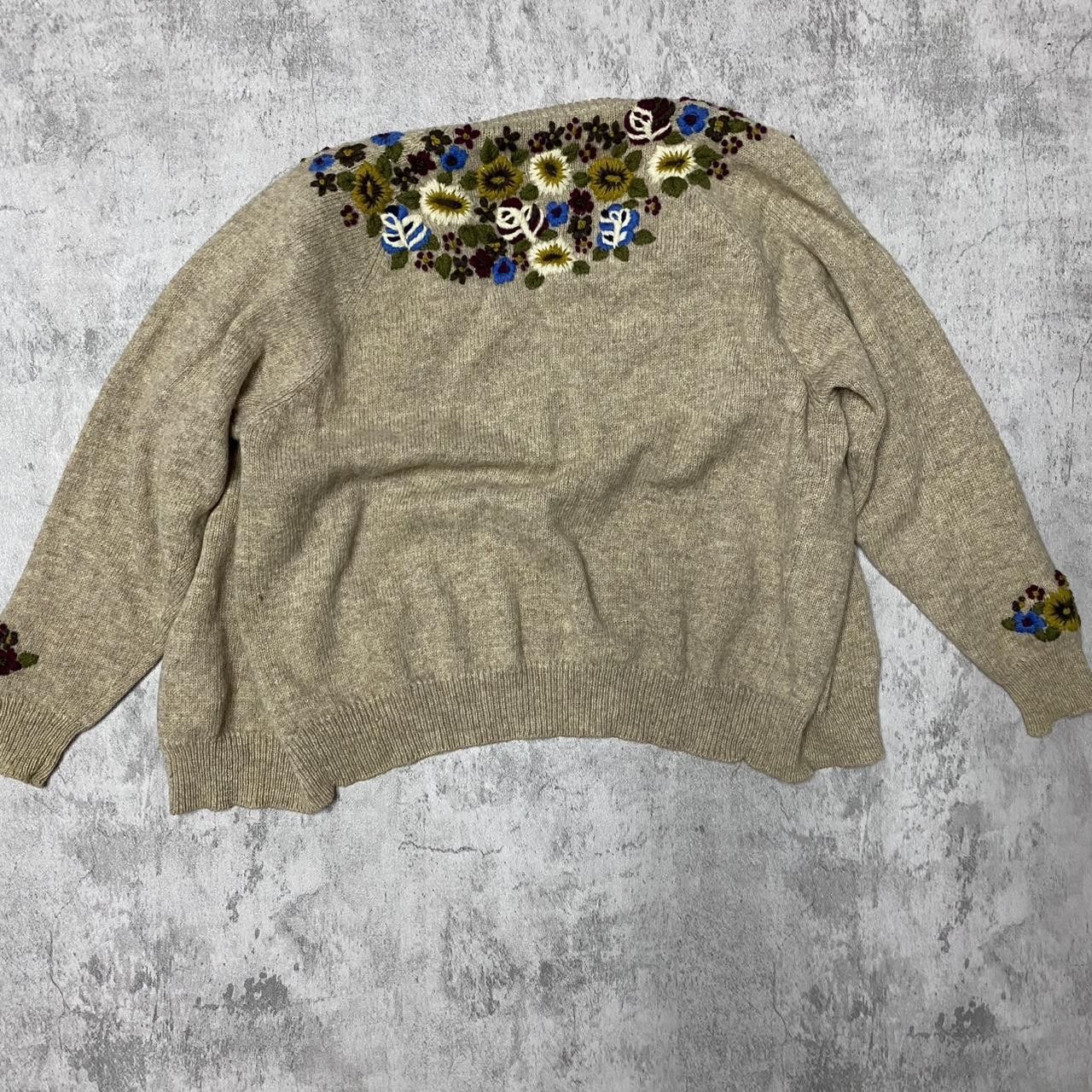 Other Floral embroidered cream wool cardigan Size US M / EU 48-50 / 2 - 5 Thumbnail
