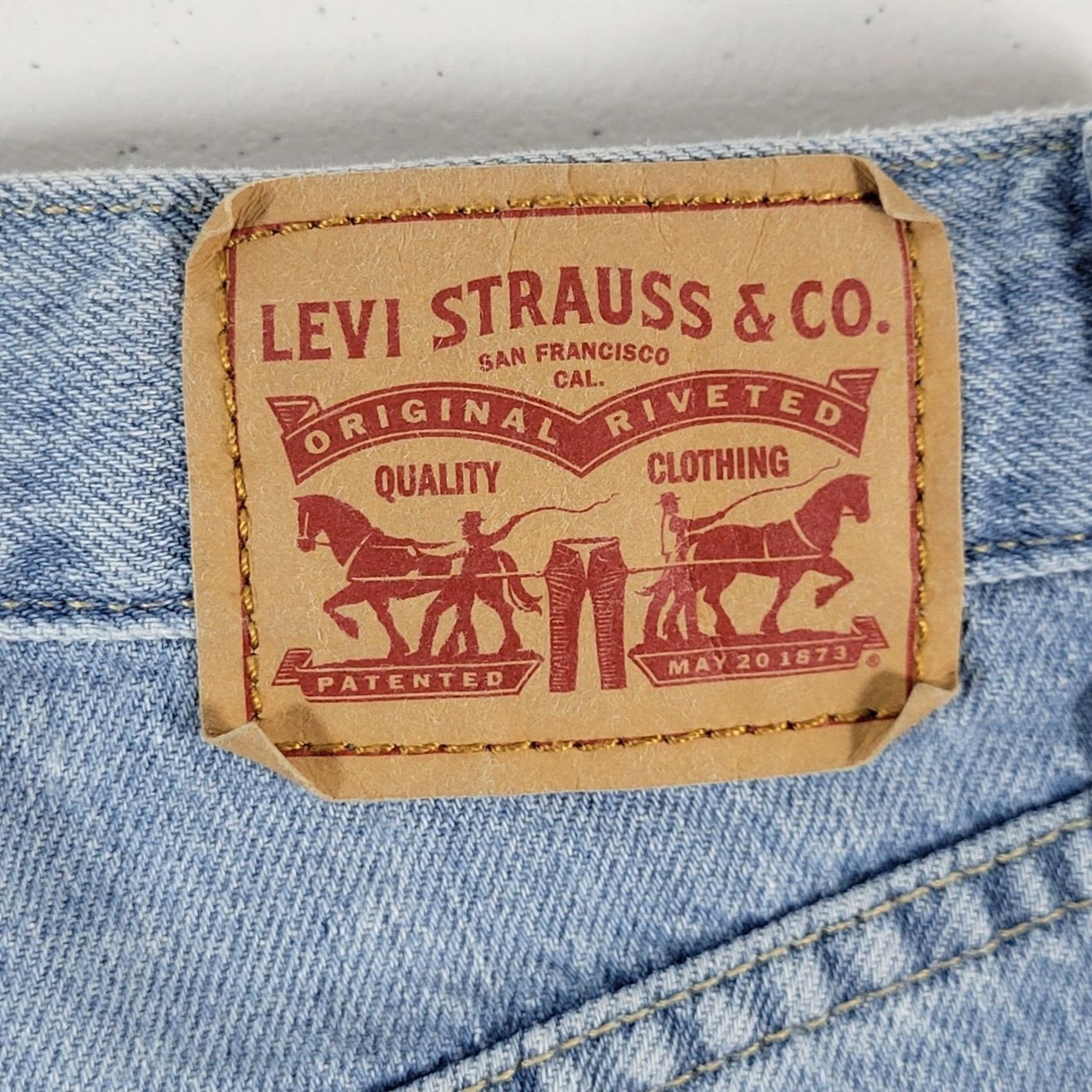 Levi's Item Specifications: Brand: Nike Size 42" / US 20 - 7 Thumbnail
