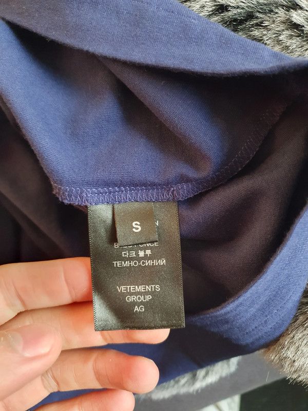 Vetements Vetements SS20 Gvasalia T-Shirt Size US S / EU 44-46 / 1 - 6 Thumbnail