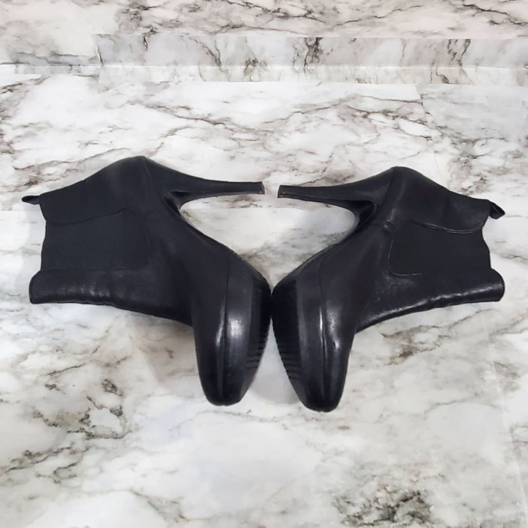 Michael Kors Michael Kors Boots Women's Chelsea Black Leather Stiletto Heel Chelsea Career Cocktail 7 Size US 7 / IT 37 - 6 Thumbnail