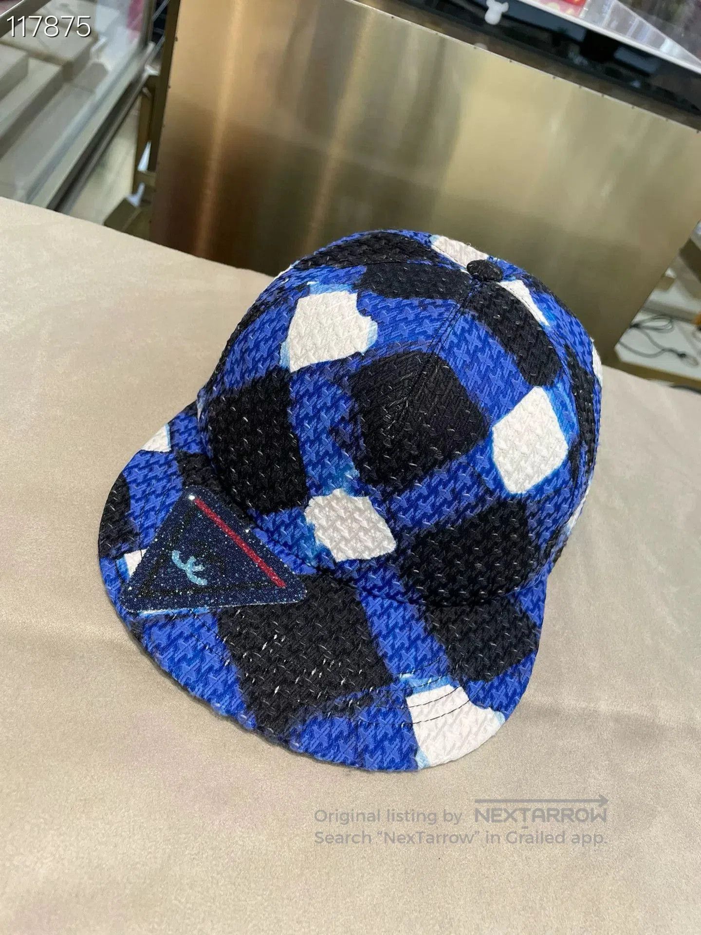 Chanel Chanel Celebrity Graffiti Check Baseball Cap. Size ONE SIZE - 1 Thumbnail