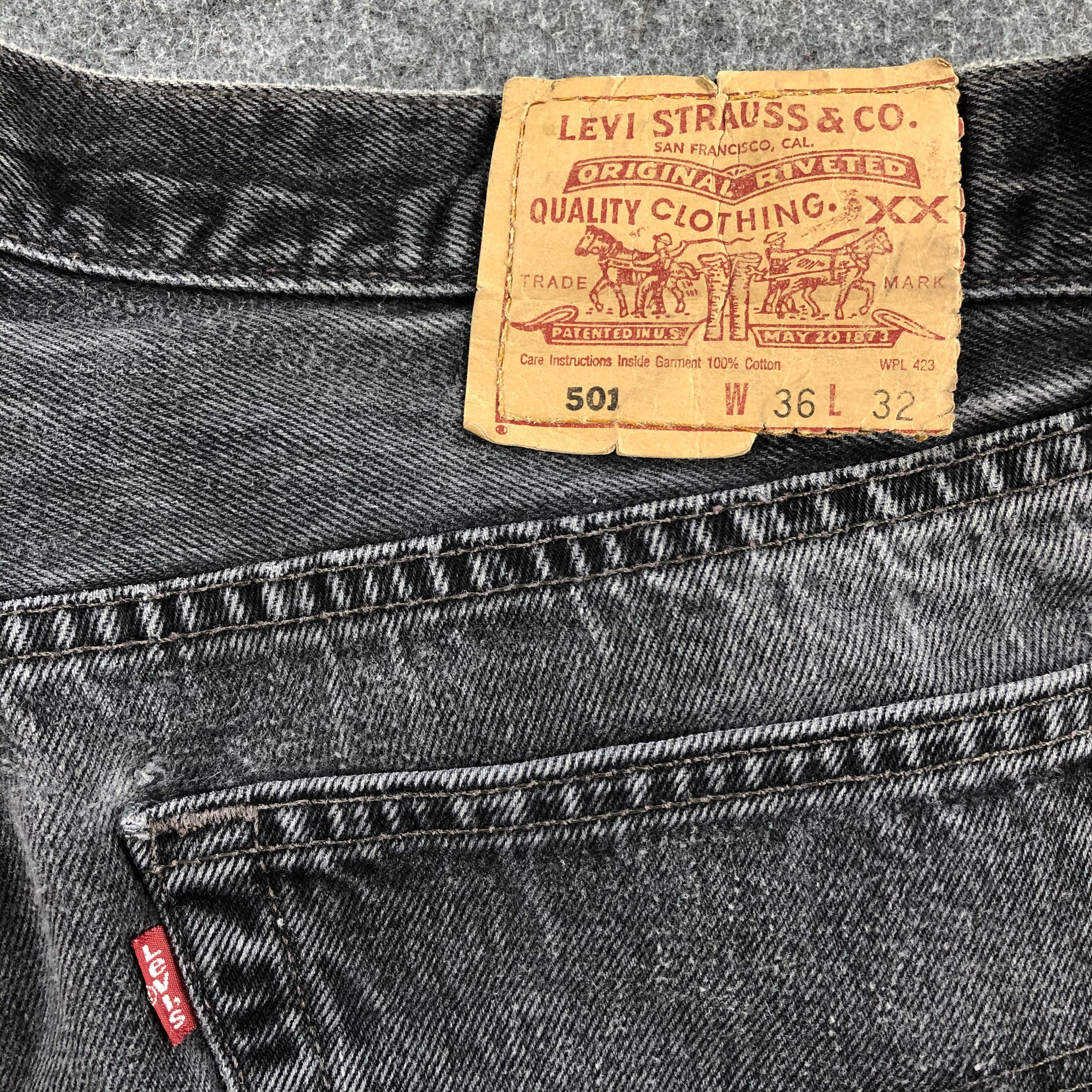 Levi's Vintage 90s Distress Levis 501 Faded Black Jeans-JM1564 Size US 35 - 7 Thumbnail