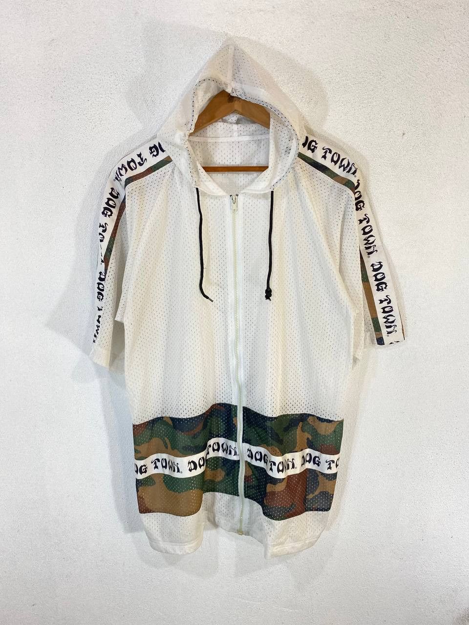 Dogtown vintage dogtown sidetaped camo net design jacket Size US L / EU 52-54 / 3 - 1 Thumbnail