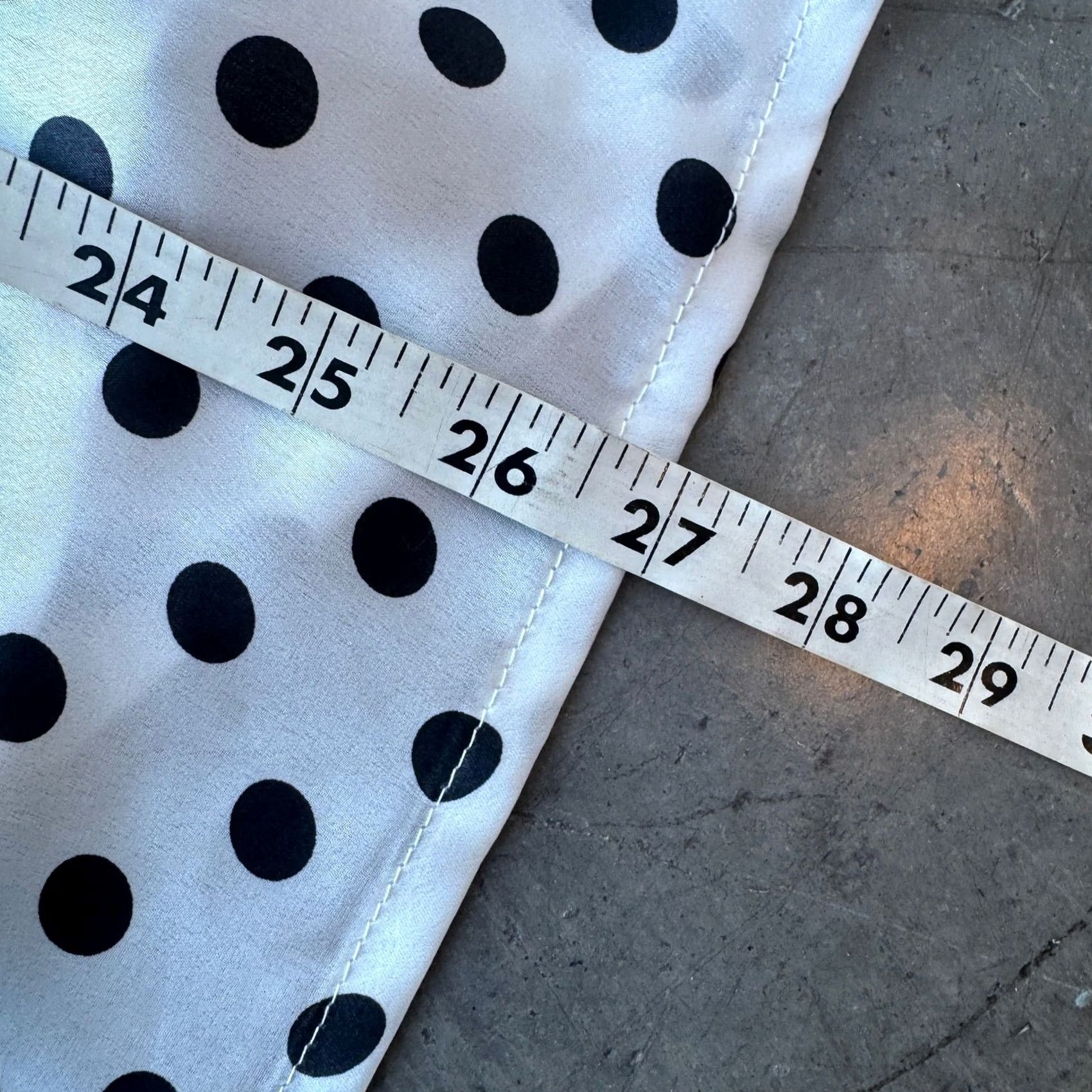Vintage VINTAGE Y2k White Black Polka Dot Satin Frill Ruffle Off Shoulder Tank Top M Womens Blouse Size M / US 6-8 / IT 42-44 - 5 Thumbnail