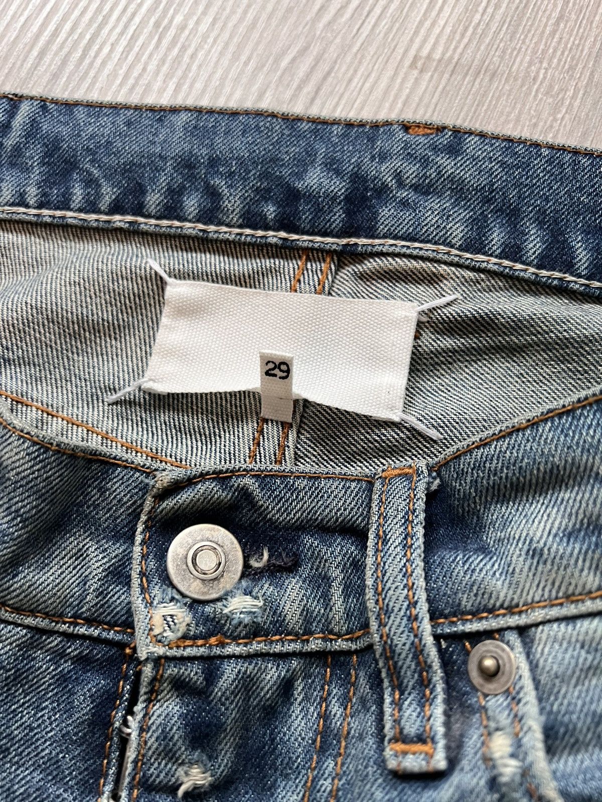 Maison Margiela Maison Margiela aw23 distressed detail straight leg jeans Size US 29 - 7 Thumbnail
