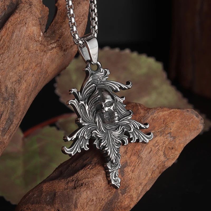 Jewelry × Vintage Vintage Gothic Flower of Life Skull Necklace Size ONE SIZE - 1 Thumbnail